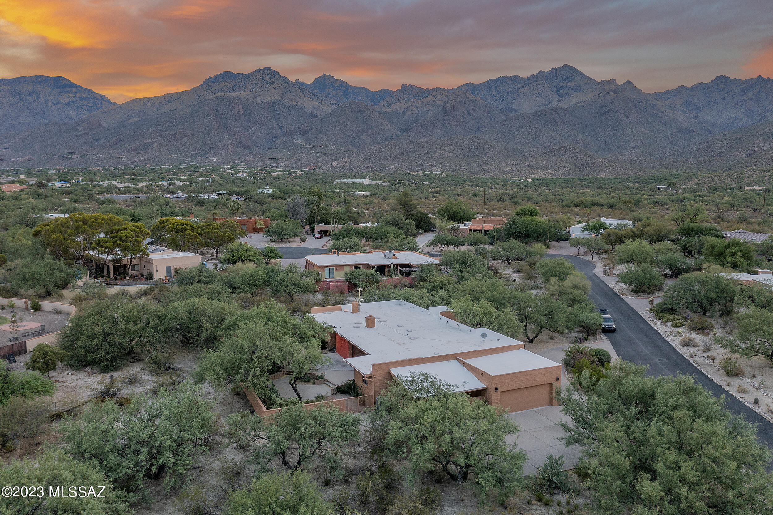 Sabino Town And Country Estates (1-77) - Residential