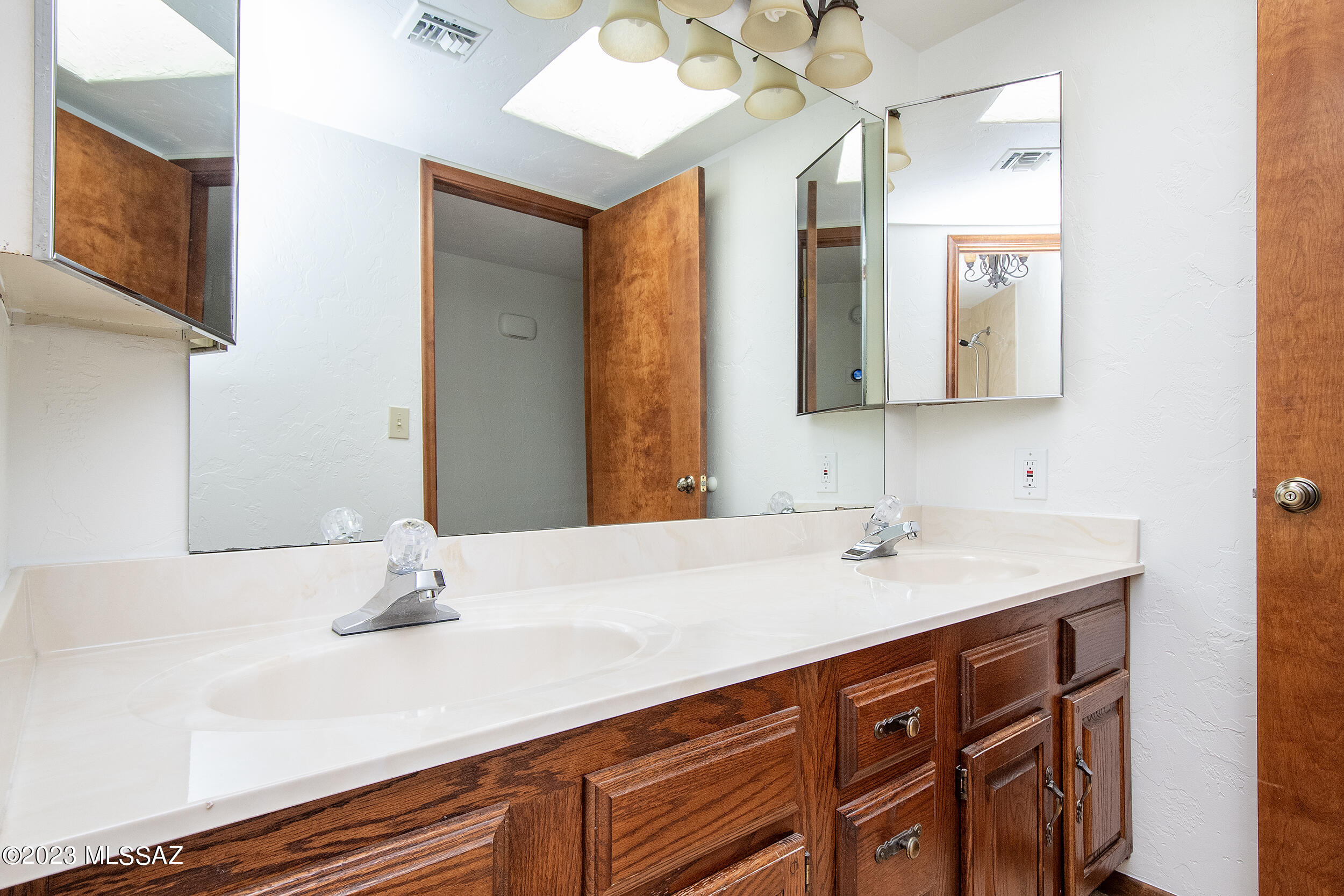 Sabino Town And Country Estates (1-77) - Residential