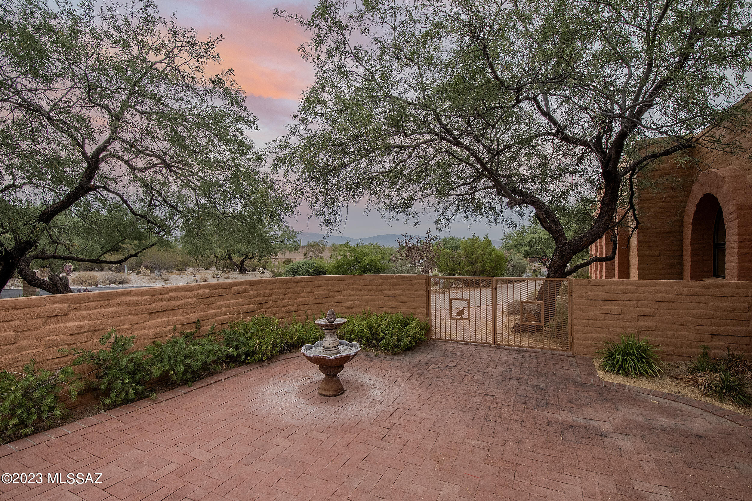 Sabino Town And Country Estates (1-77) - Residential