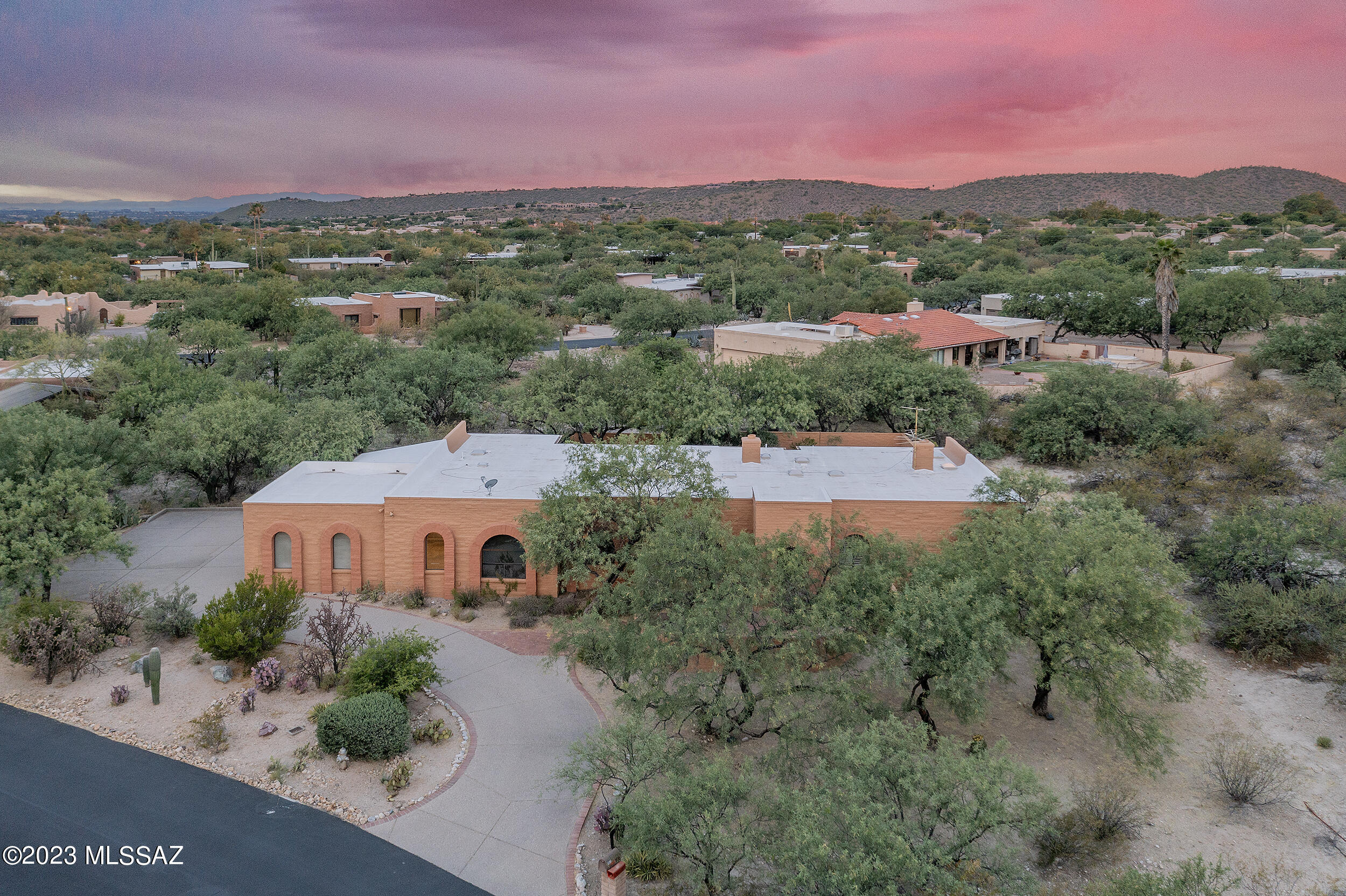 Sabino Town And Country Estates (1-77) - Residential