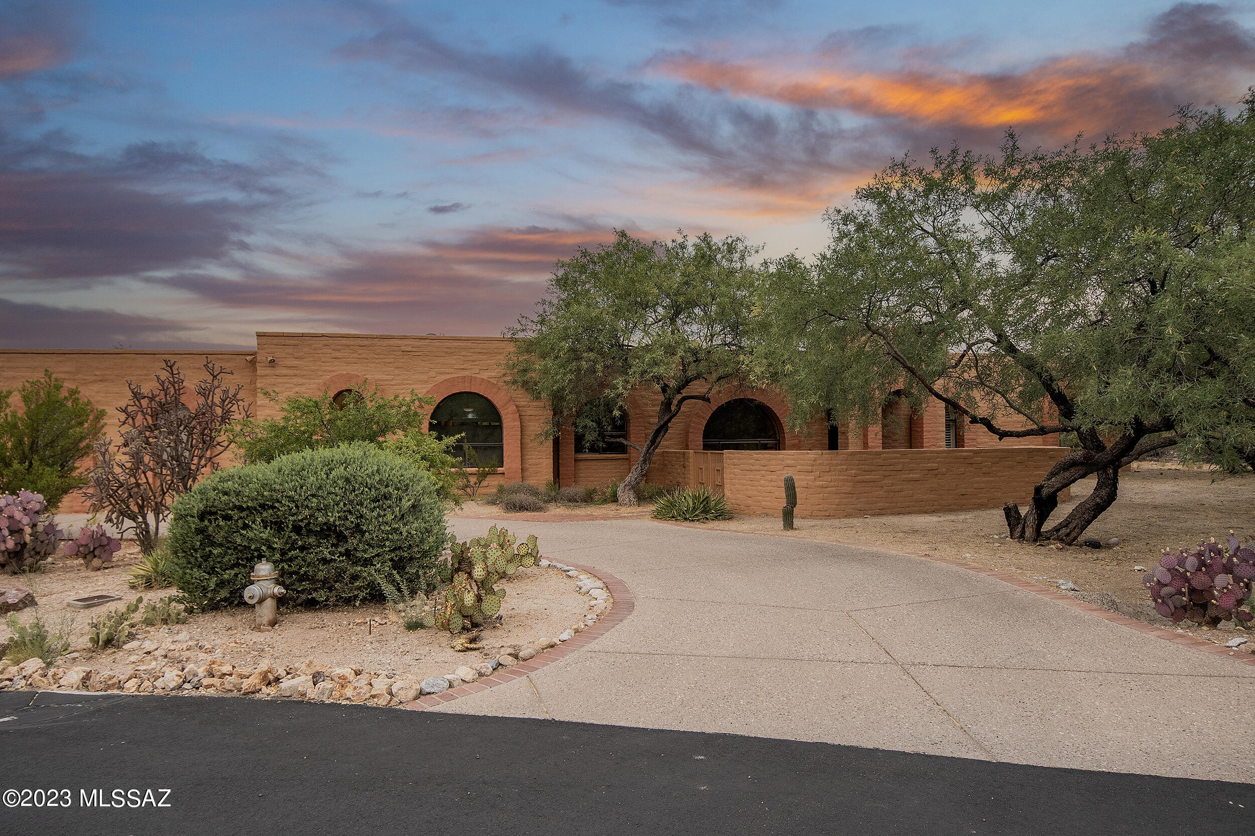 Sabino Town And Country Estates (1-77) - Residential