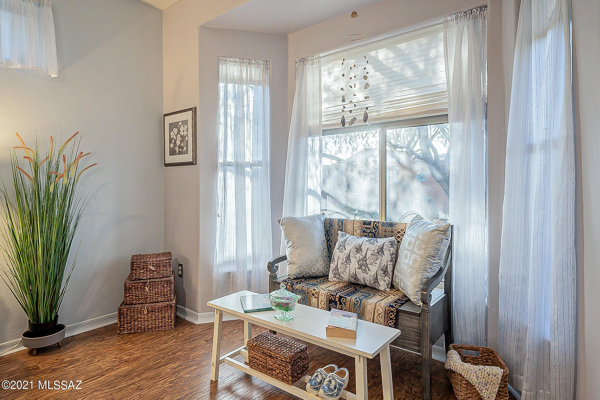 Las Campanas Village (1-111) - Residential