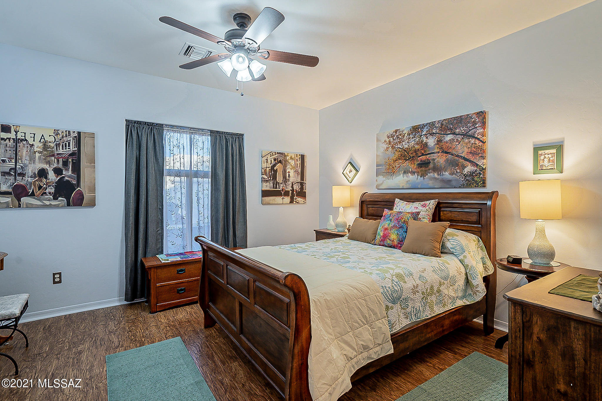 Las Campanas Village (1-111) - Residential