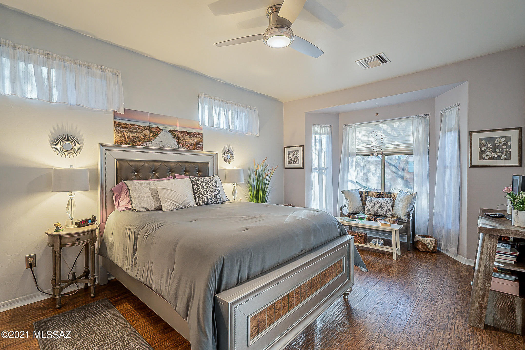 Las Campanas Village (1-111) - Residential