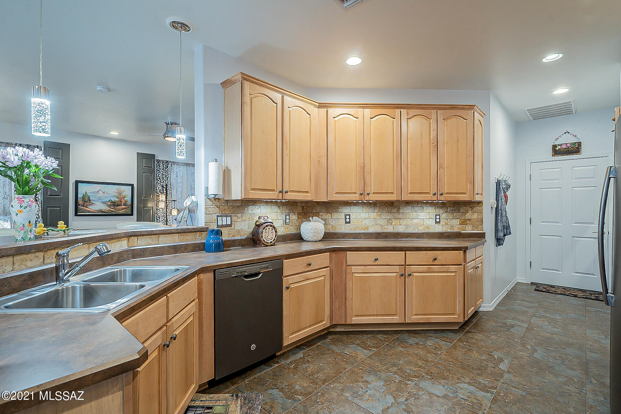 Las Campanas Village (1-111) - Residential