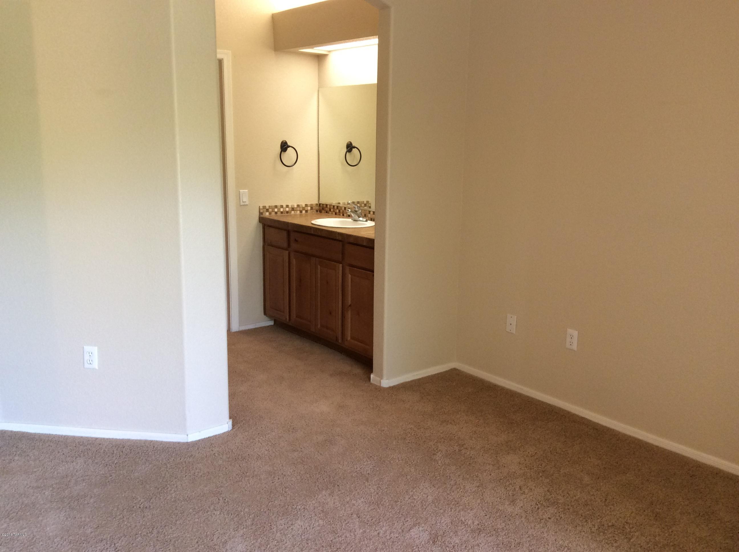 Pinnacle Canyon Condominium - Residential Lease