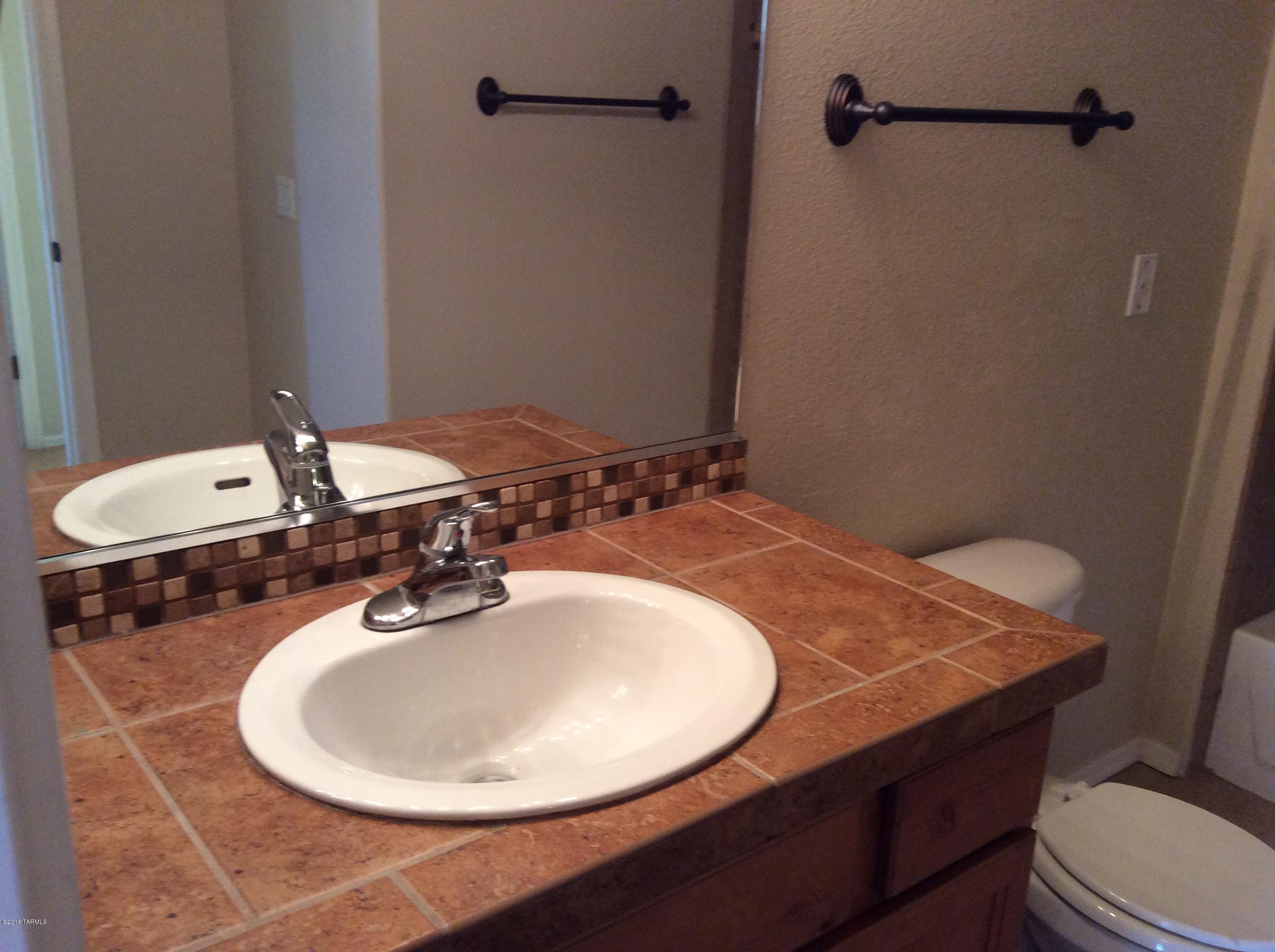 Pinnacle Canyon Condominium - Residential Lease
