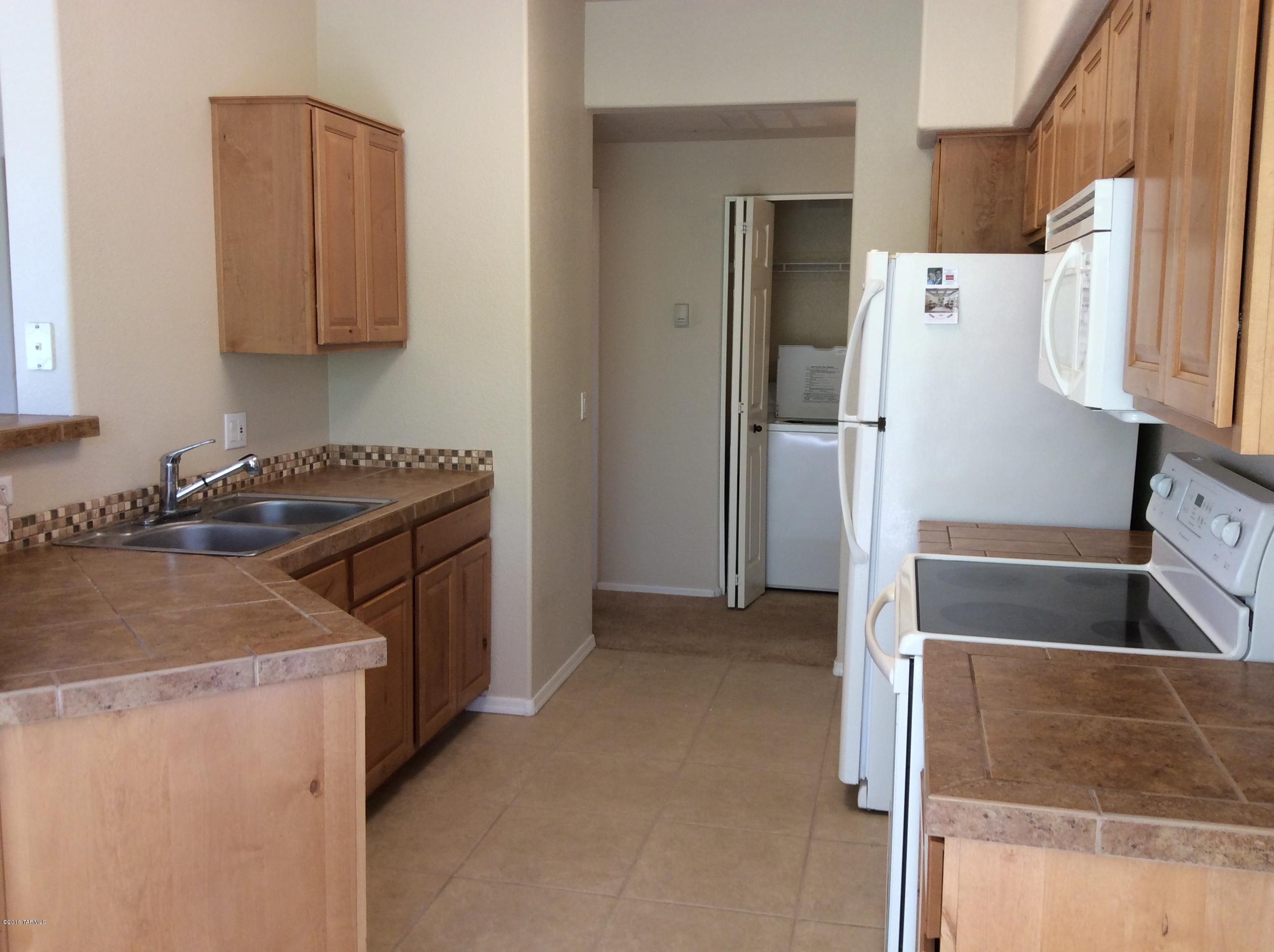 Pinnacle Canyon Condominium - Residential Lease
