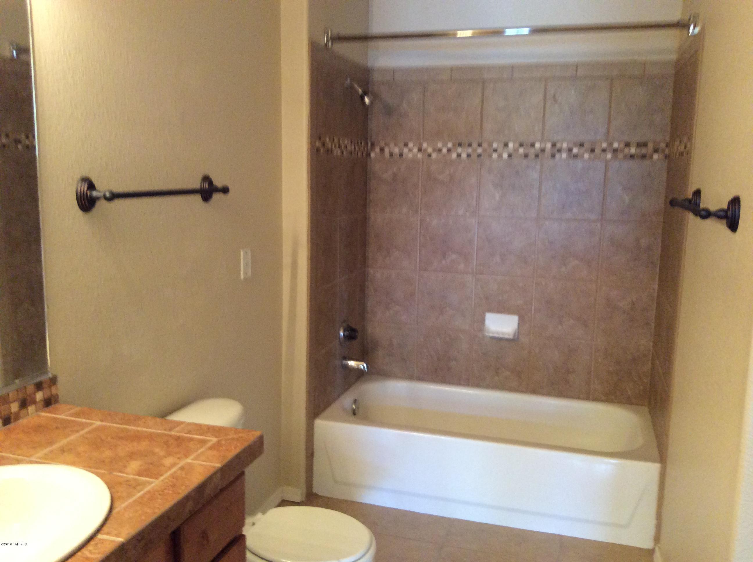 Pinnacle Canyon Condominium - Residential Lease