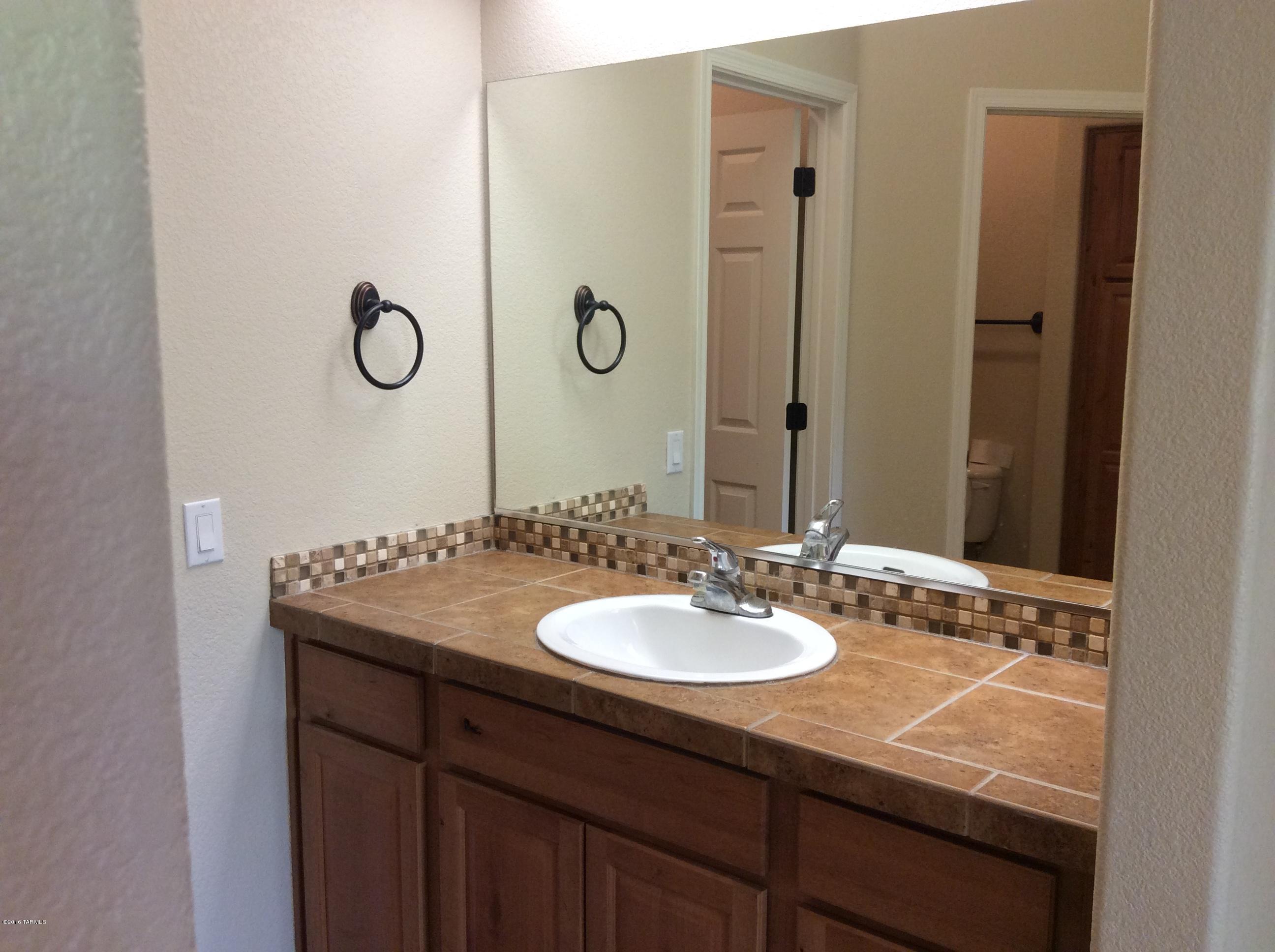 Pinnacle Canyon Condominium - Residential Lease