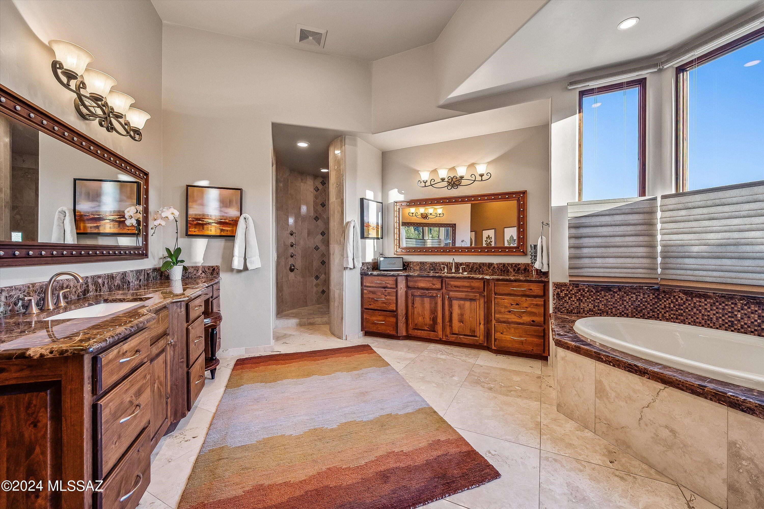Canyon Pass At Dove Mountain - Residential