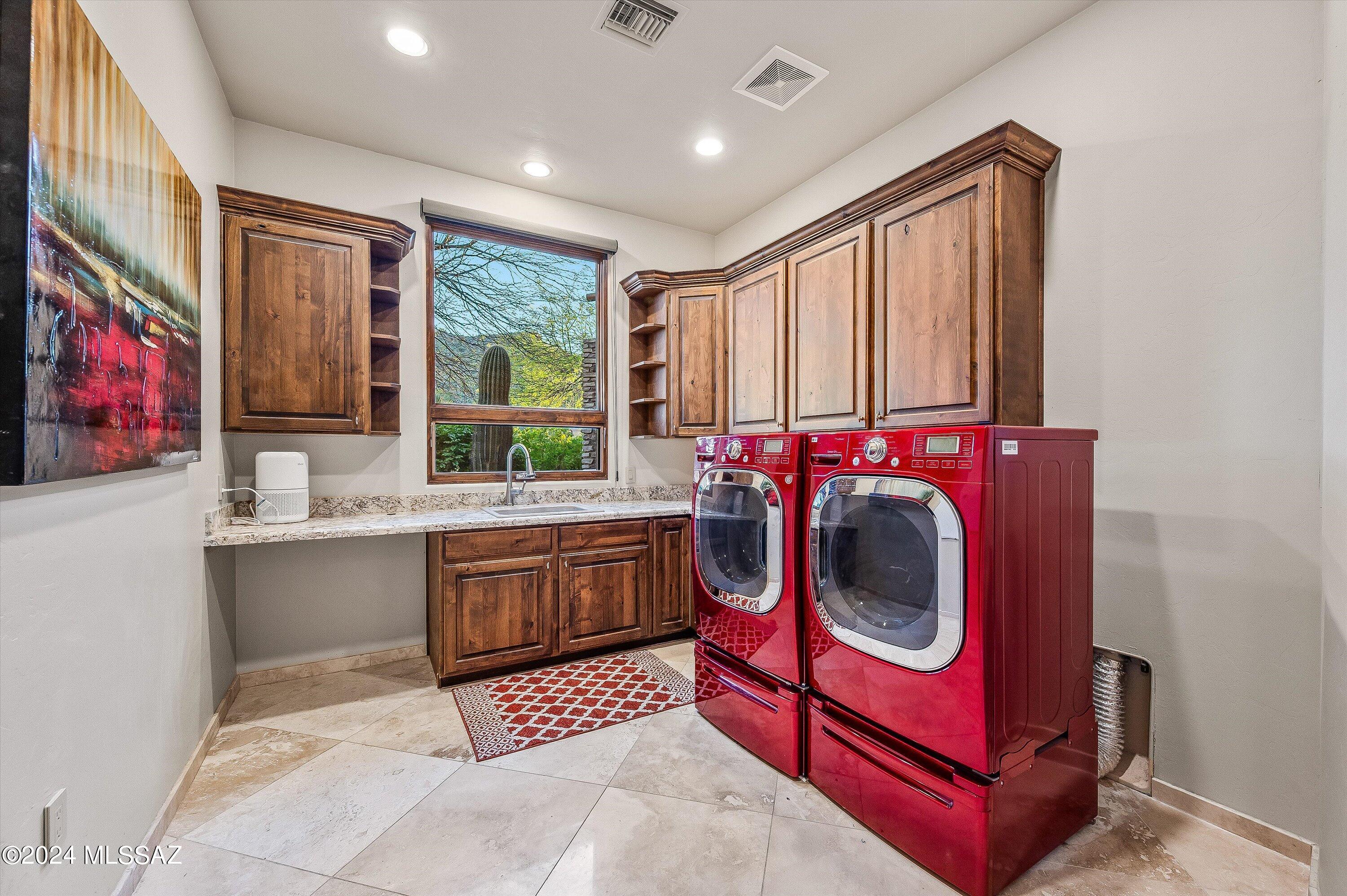Canyon Pass At Dove Mountain - Residential