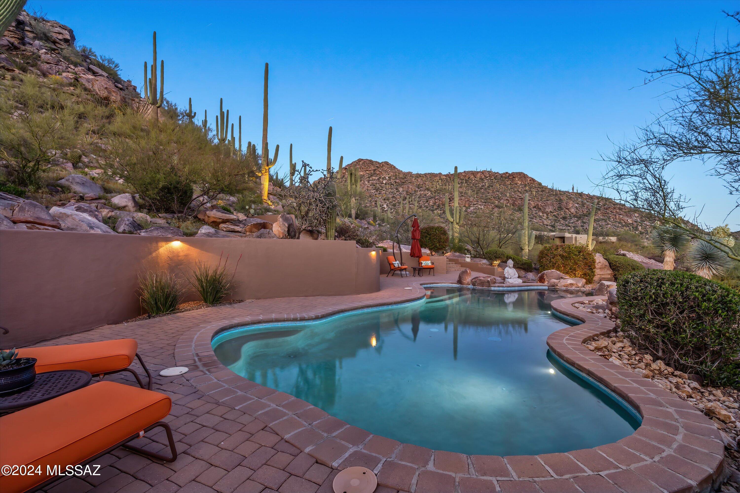 Canyon Pass At Dove Mountain - Residential