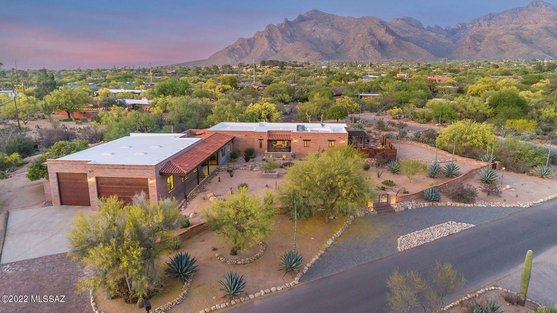 Casas Adobes Estates NO. 3-A - Residential