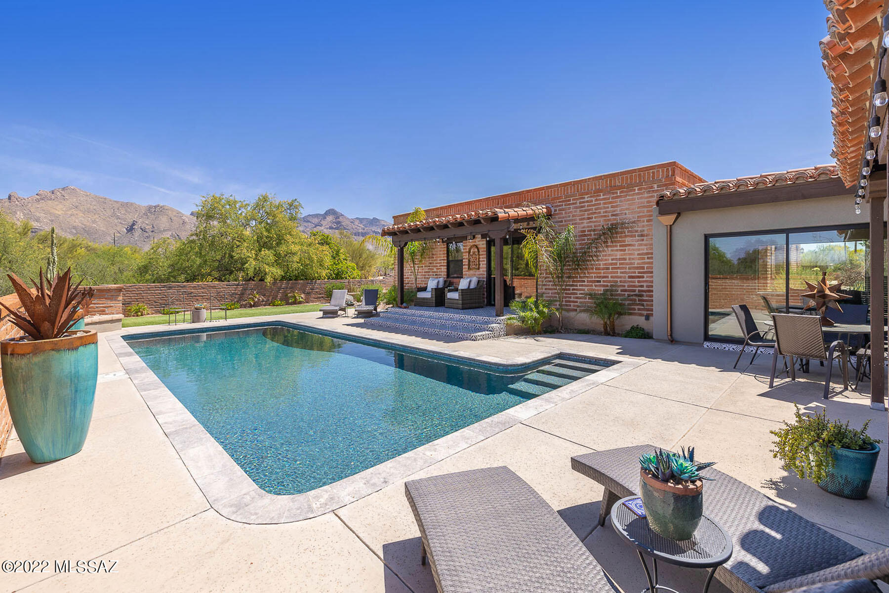Casas Adobes Estates NO. 3-A - Residential