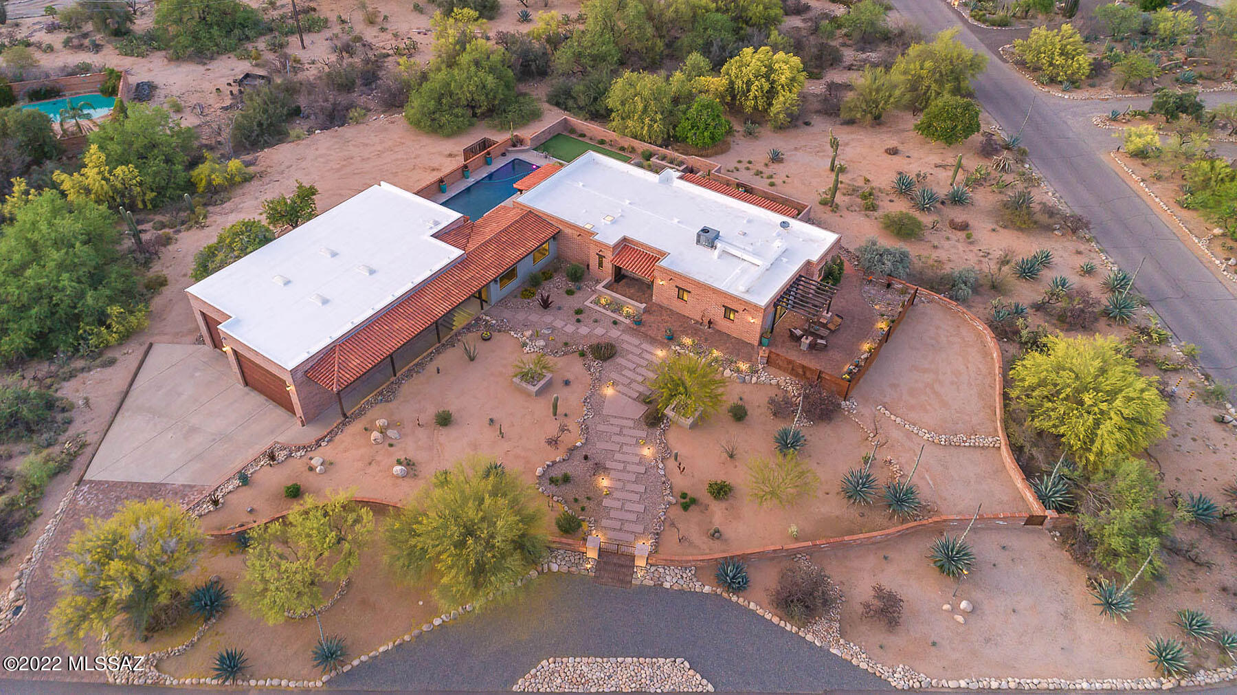 Casas Adobes Estates NO. 3-A - Residential