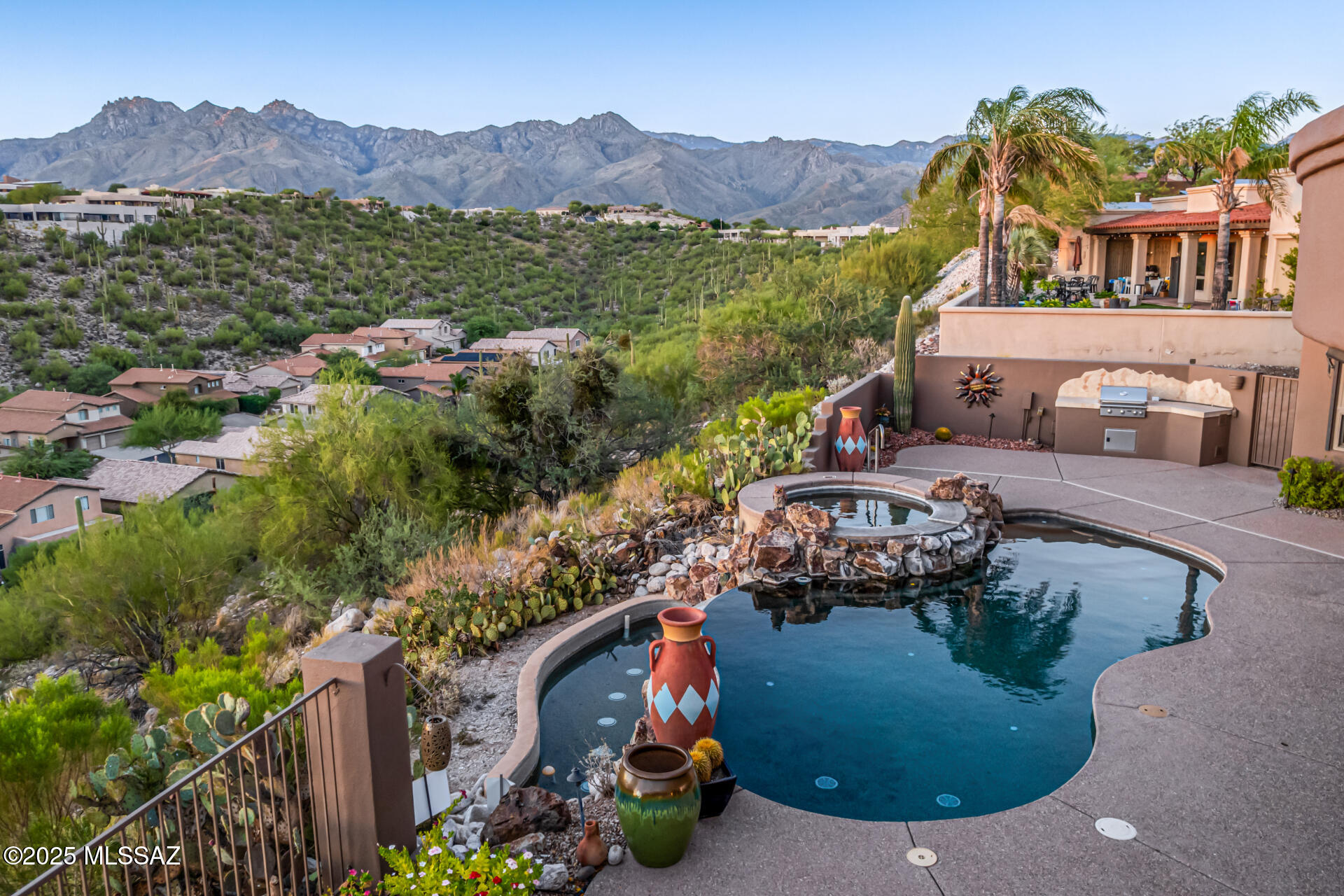 Sabino Mountain (1-290) - Residential