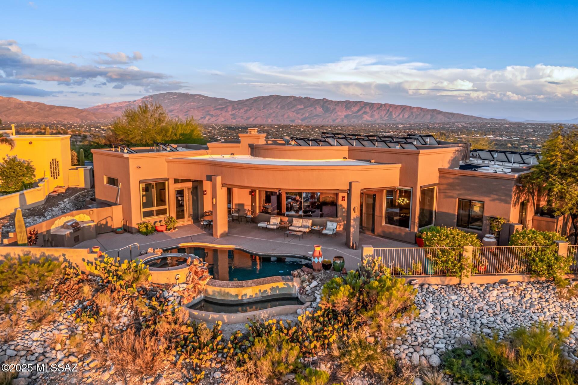 Sabino Mountain (1-290) - Residential
