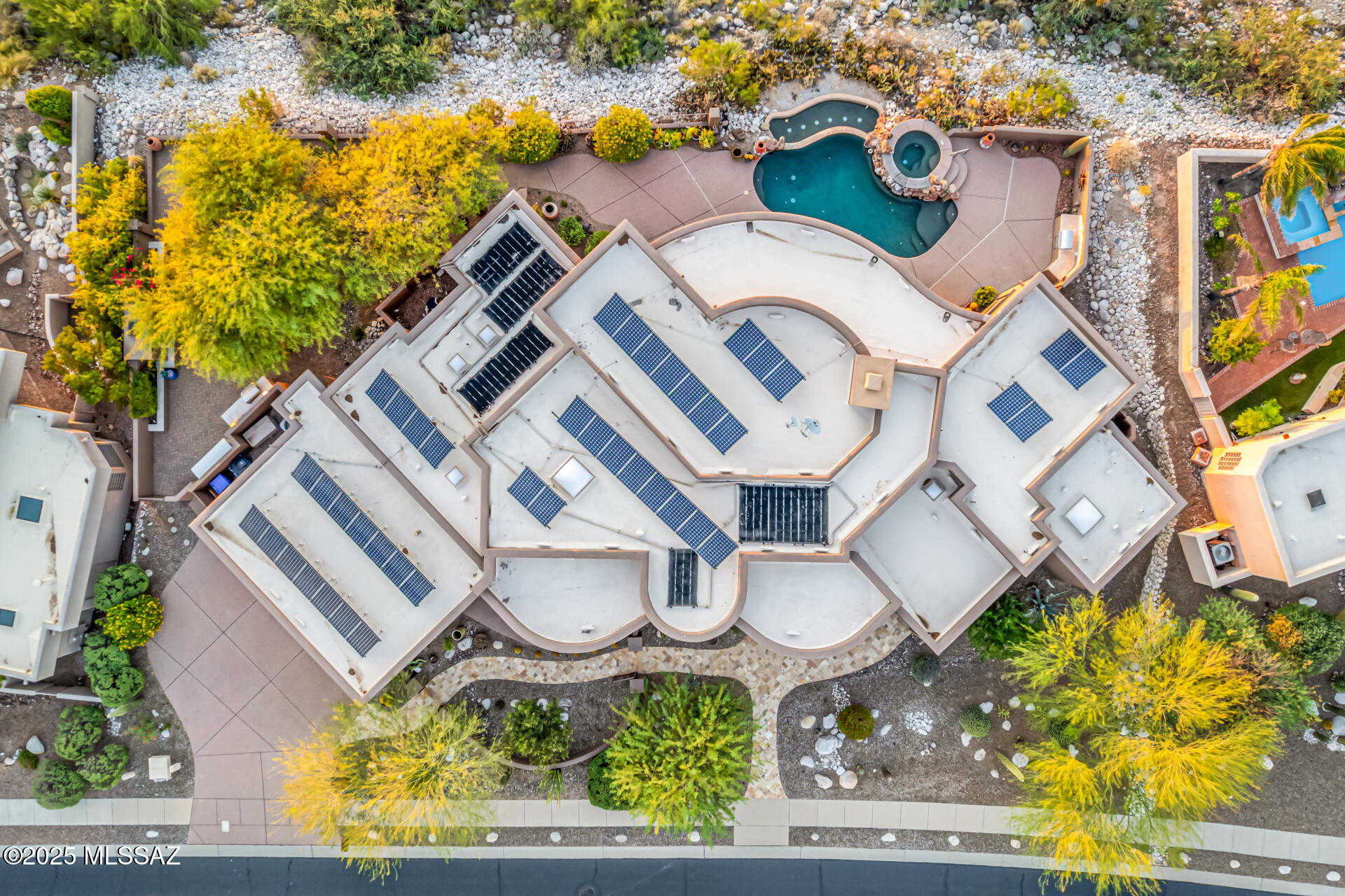 Sabino Mountain (1-290) - Residential