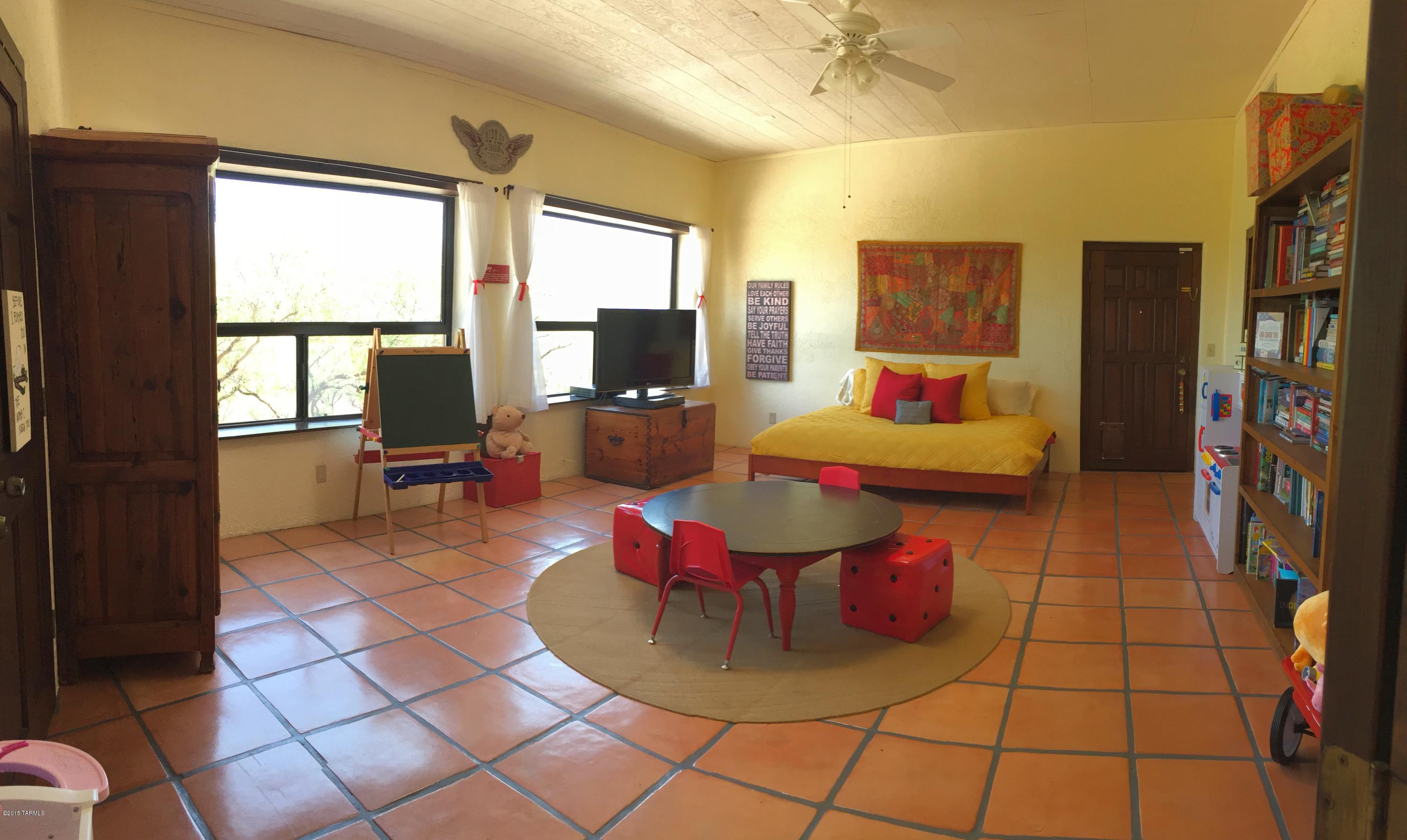 Rio Rico Ranchettes 10 - Residential