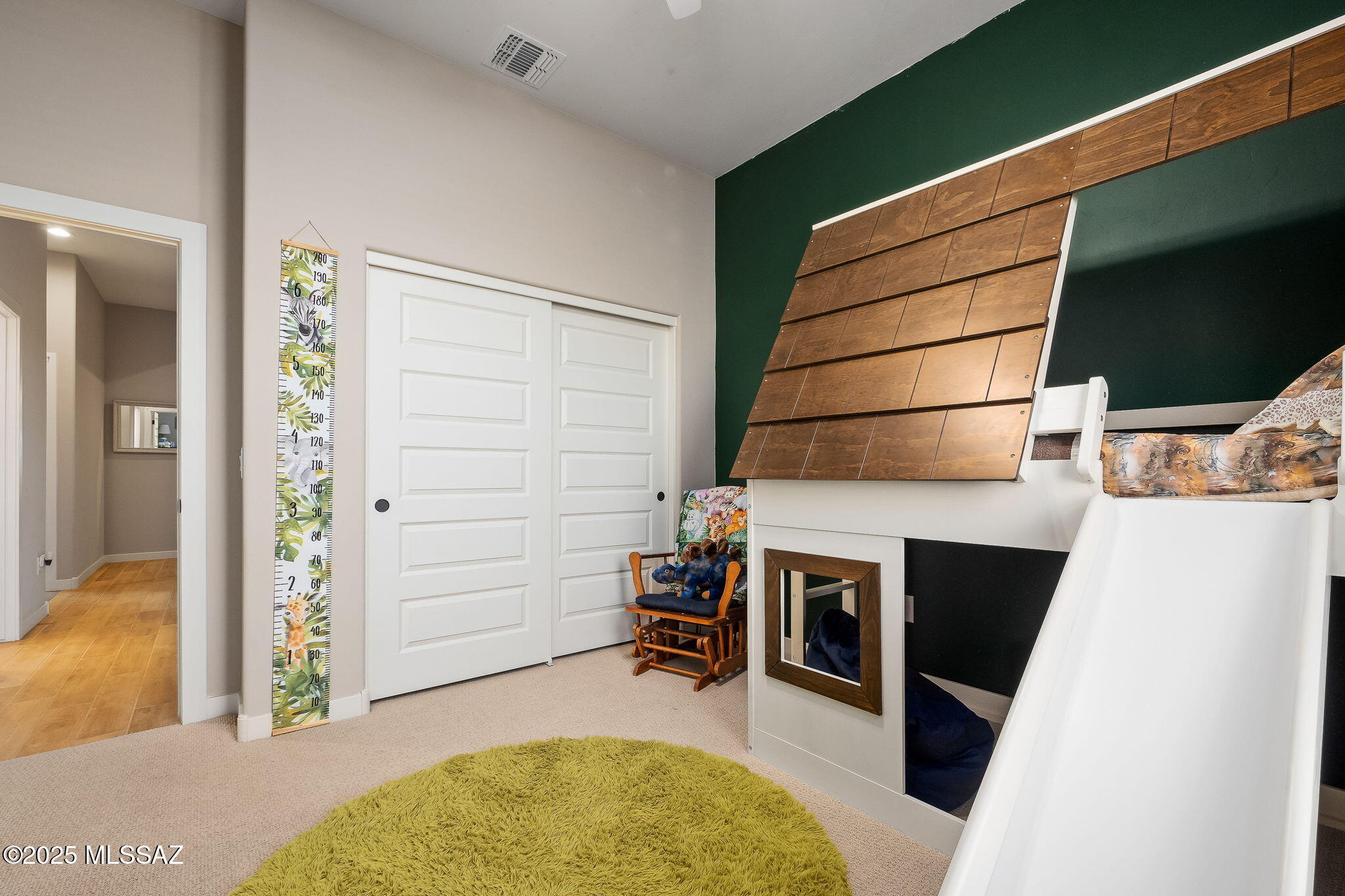 Twin Peaks and Lambert Lane - Residential