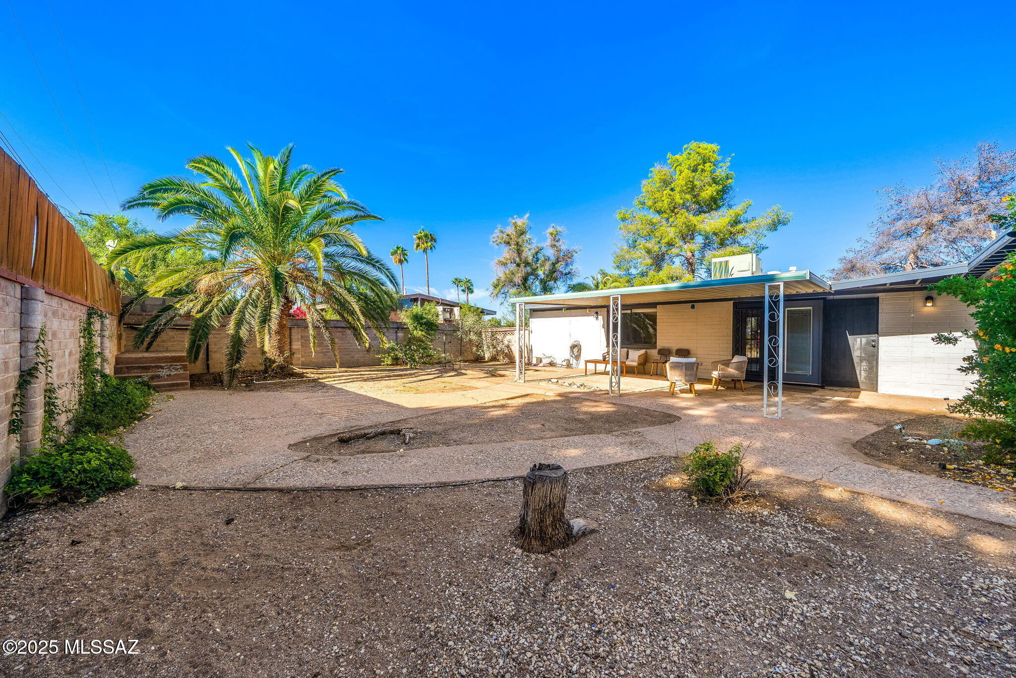 6926 E Princeton Drive