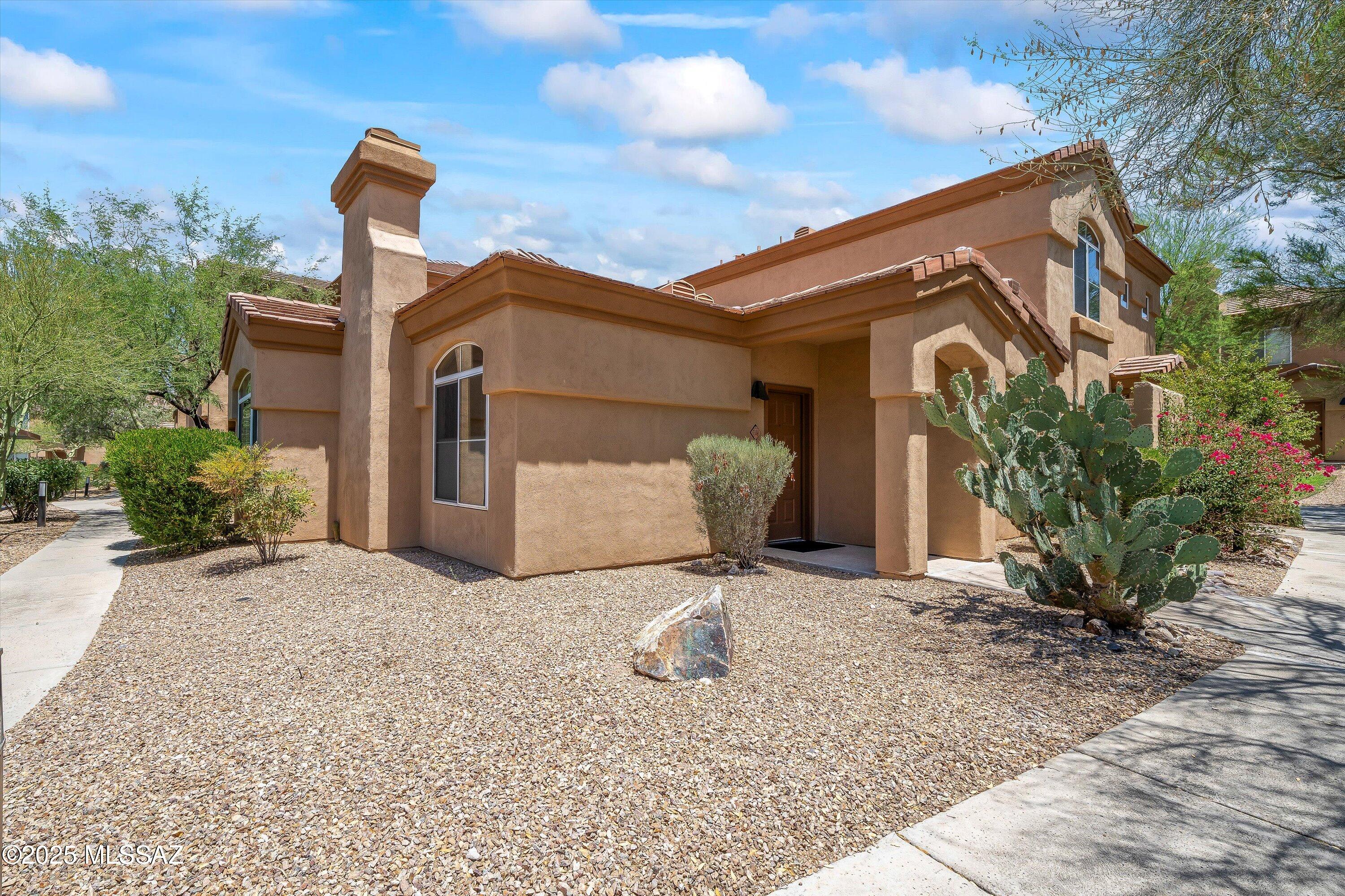 7050 E Sunrise Drive 7104