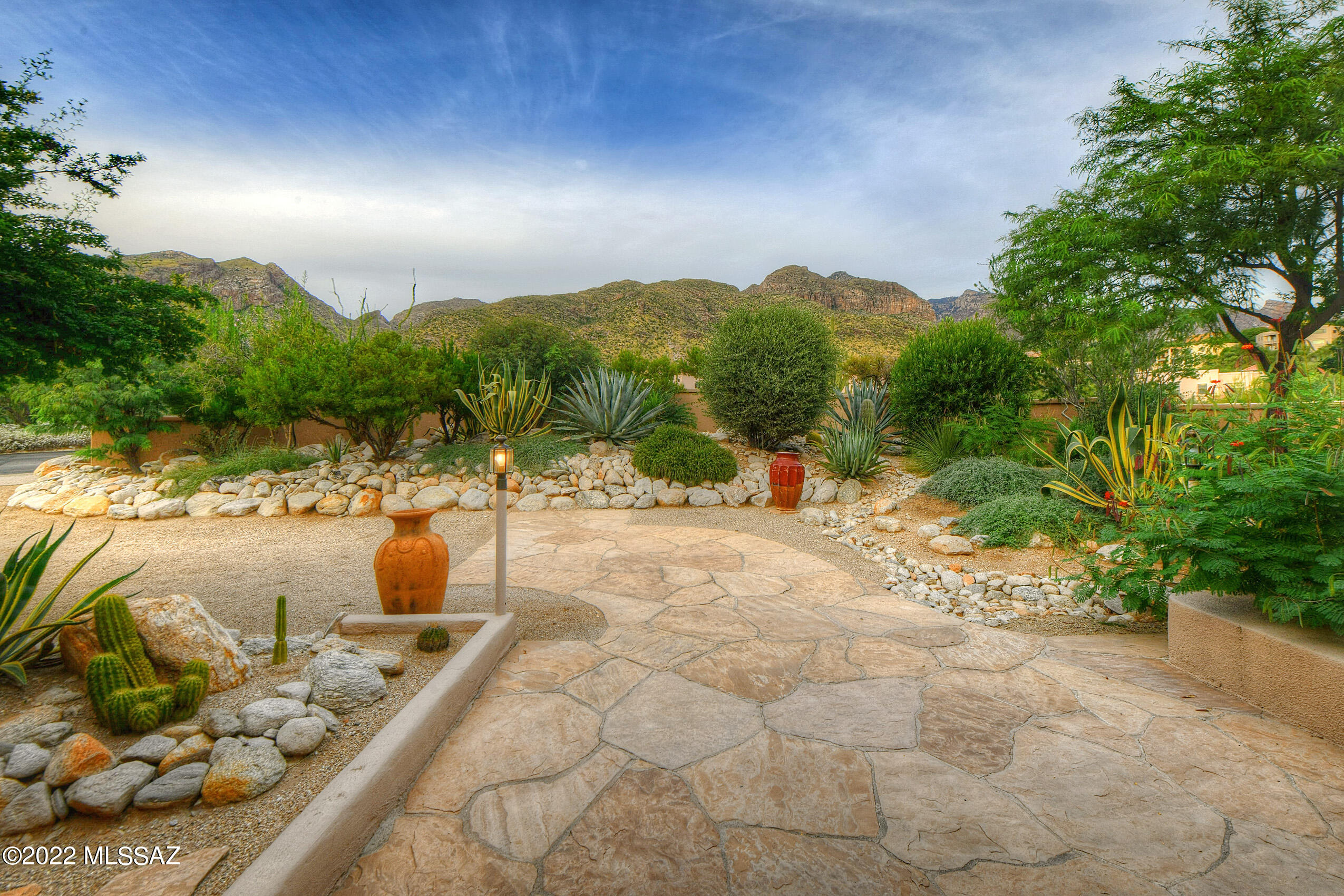 Sin Vacas (1-127 & 129-235) - Residential