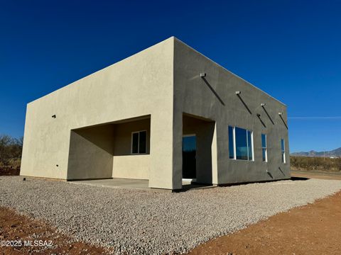 A home in Rio Rico