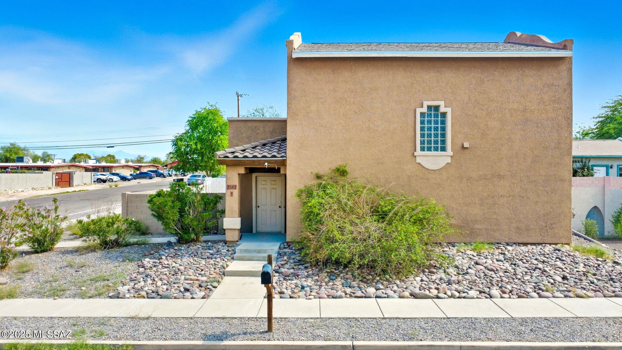 2862 N Tyndall Avenue 1 & 2