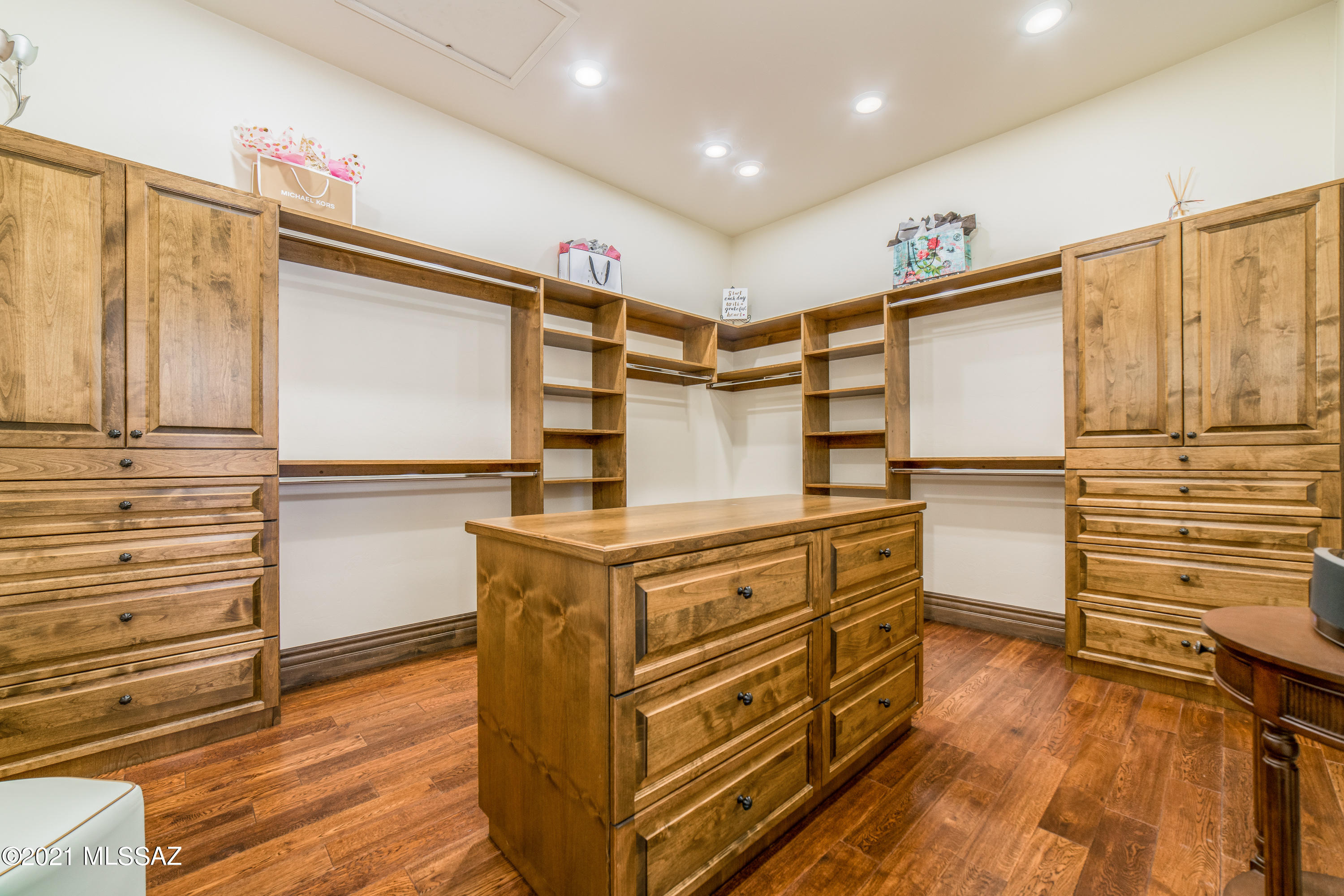 Stone Canyon I - Residential