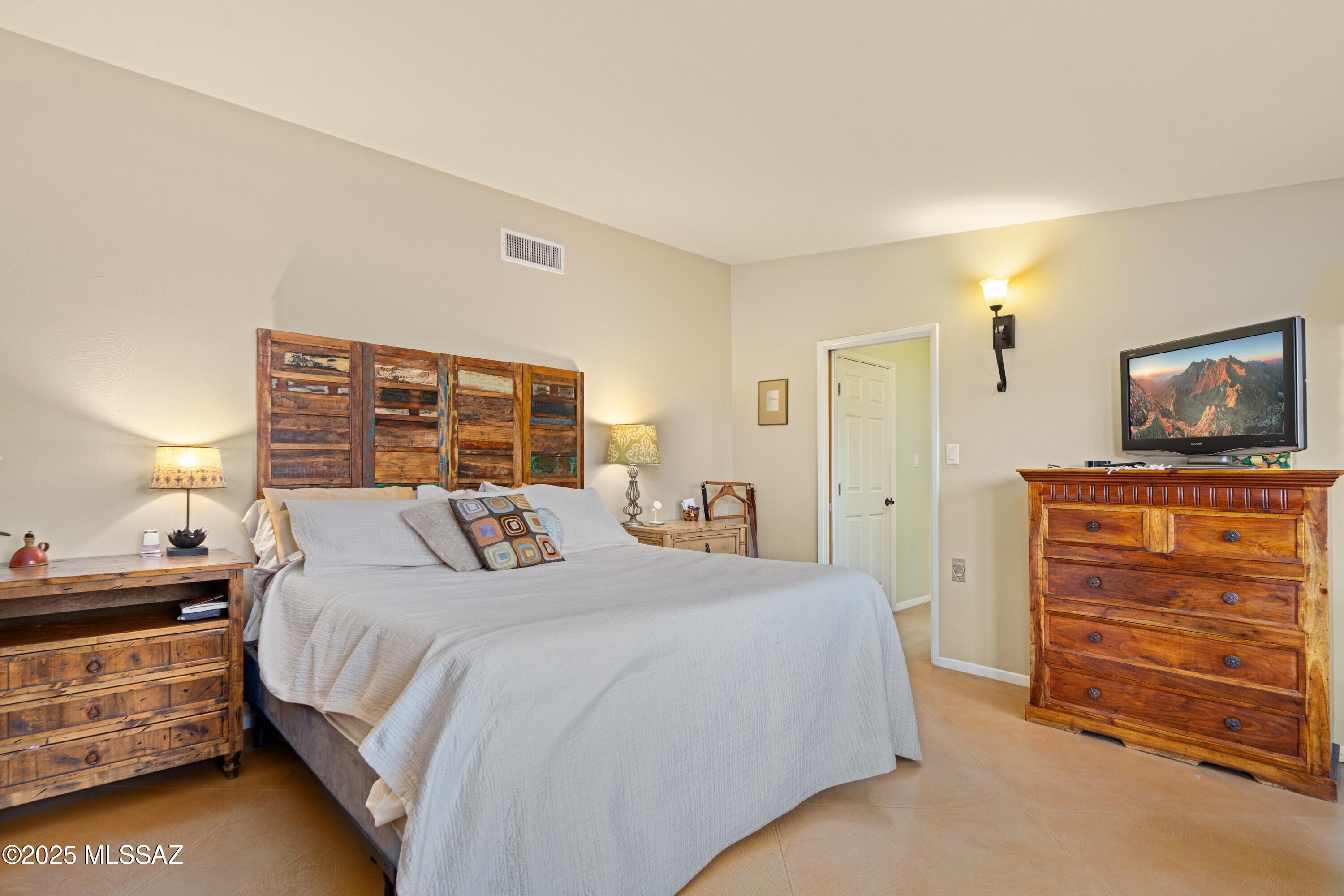 Country Club Estates NO. 3 (1-25) - Residential