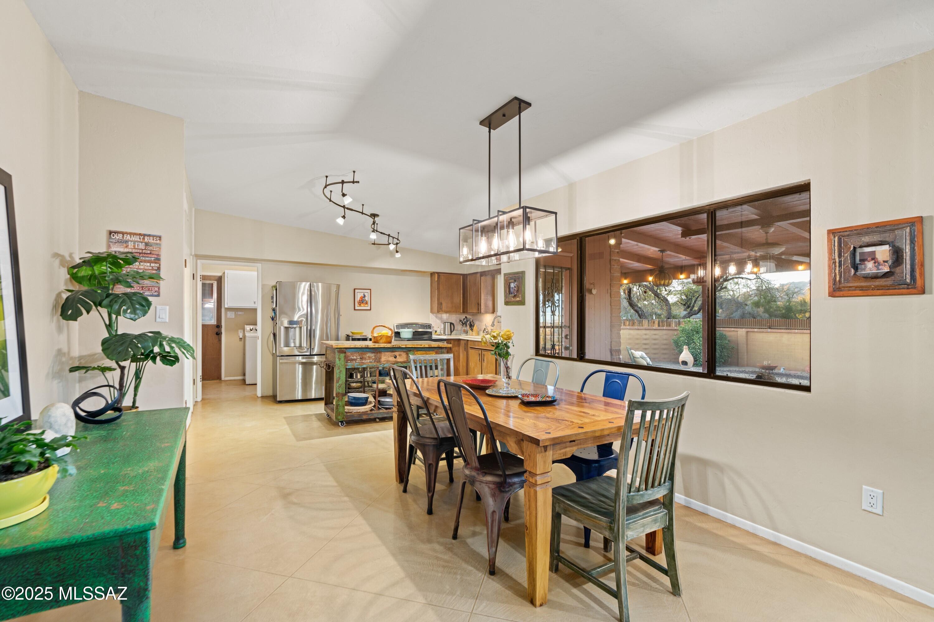 Country Club Estates NO. 3 (1-25) - Residential