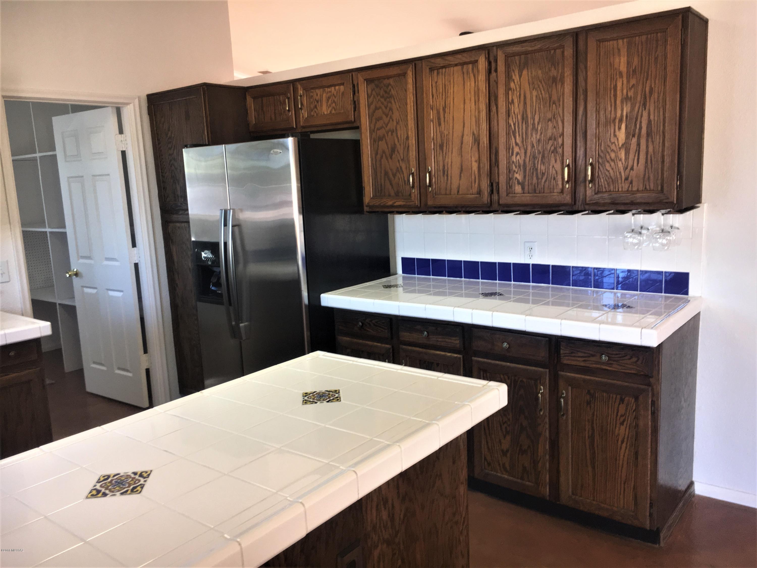 Heritage Hills II (1-221) - Residential Lease