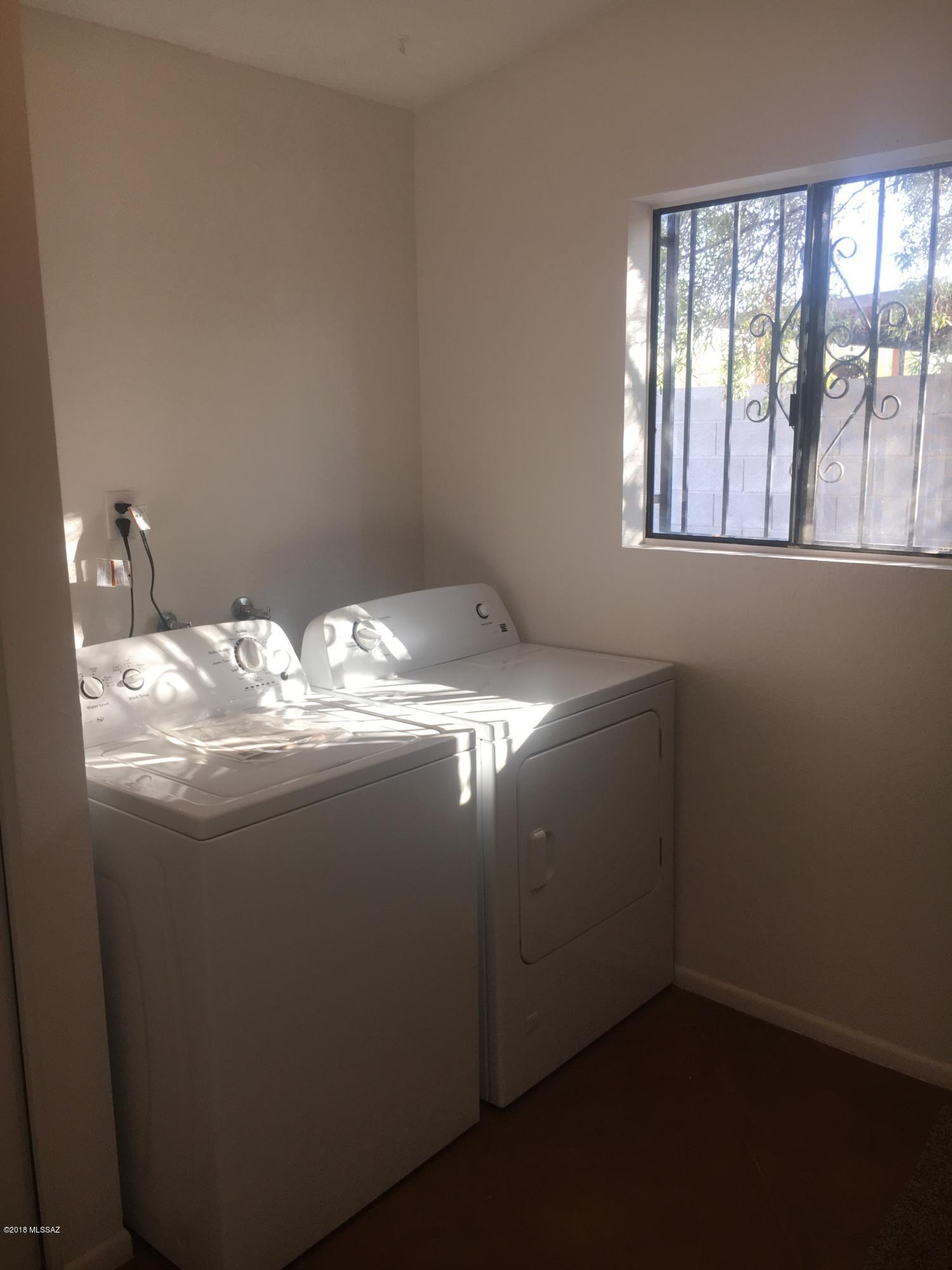 Heritage Hills II (1-221) - Residential Lease