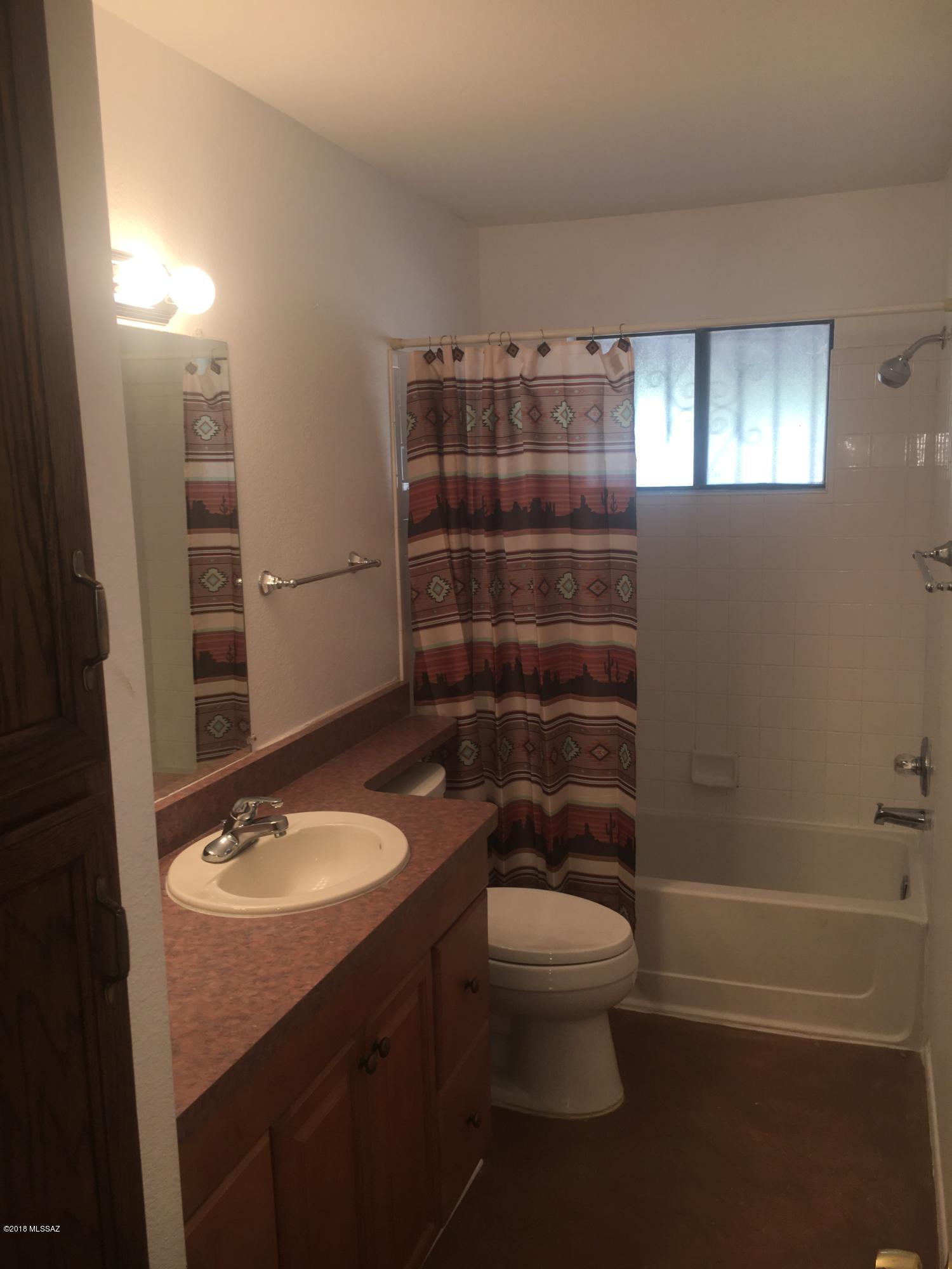 Heritage Hills II (1-221) - Residential Lease