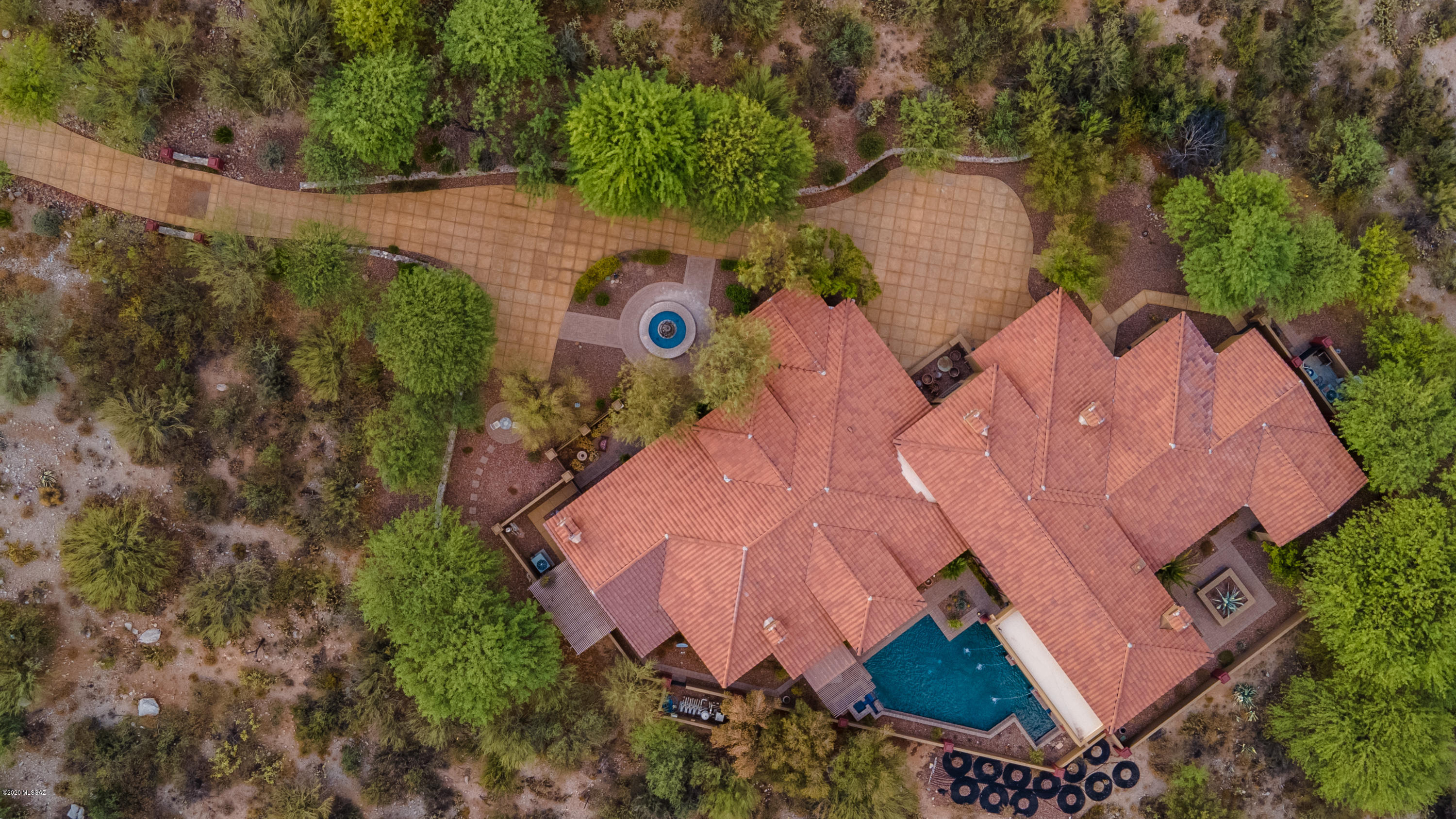 Honey Bee Ridge(The Estates At) - Residential