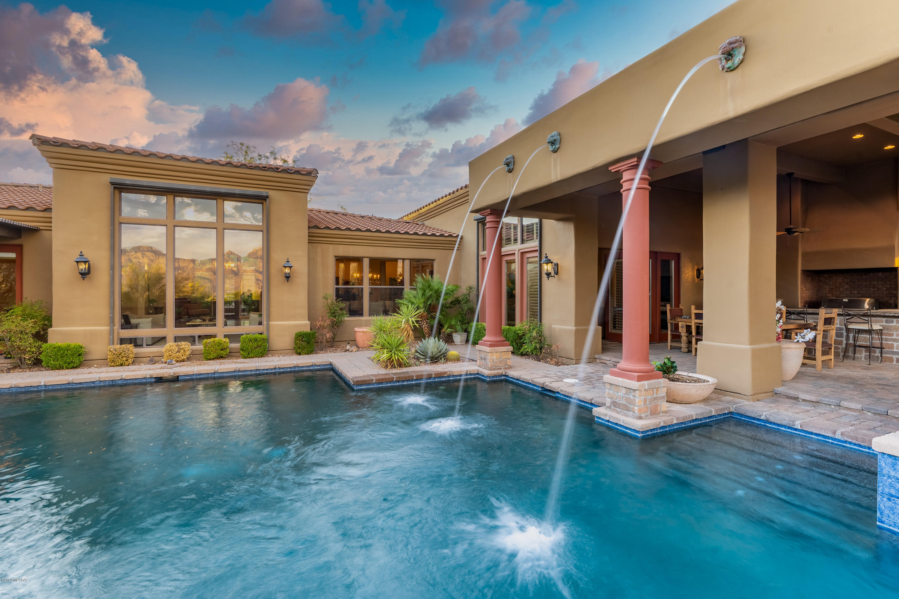 Honey Bee Ridge(The Estates At) - Residential