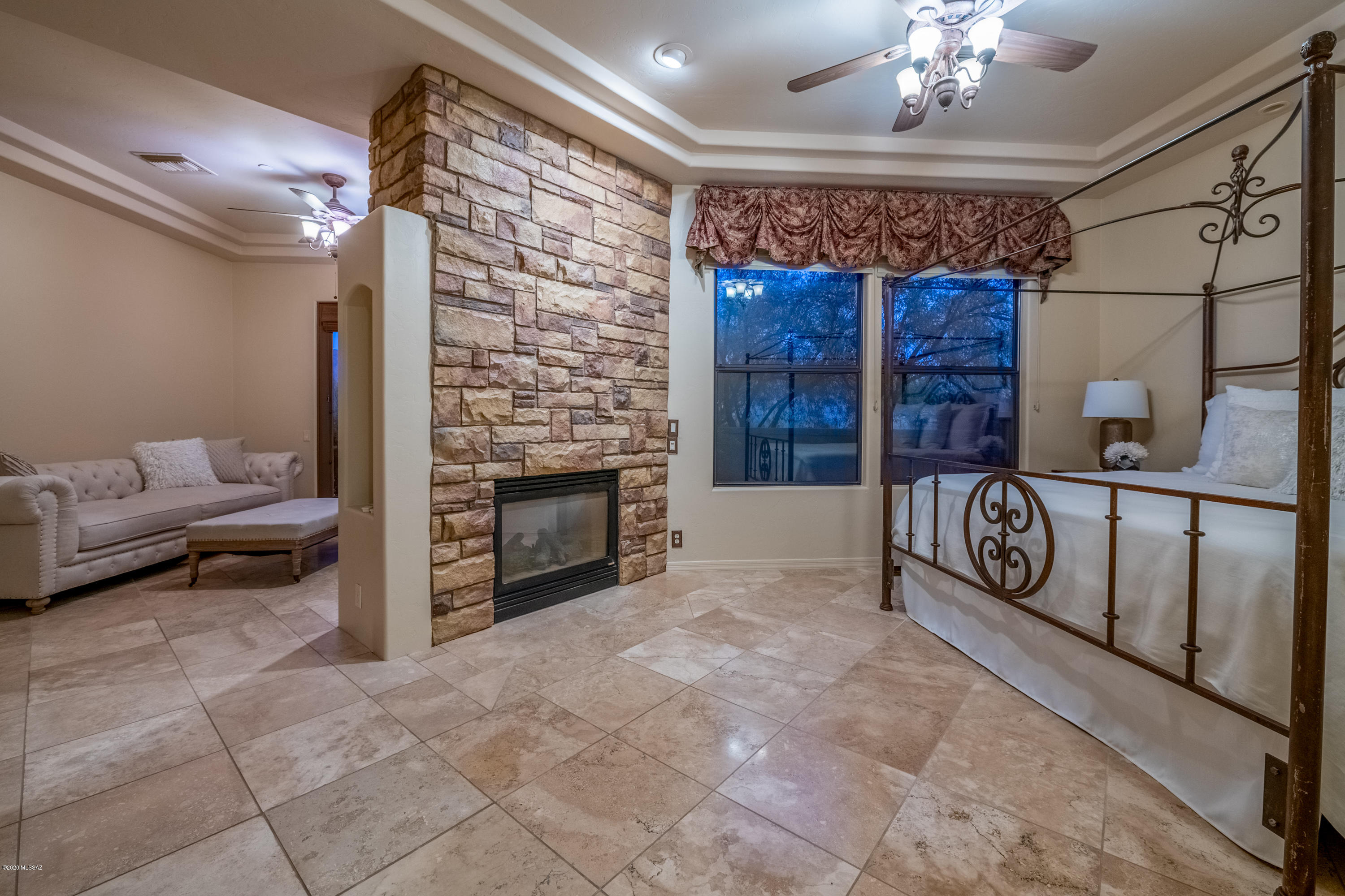 Honey Bee Ridge(The Estates At) - Residential