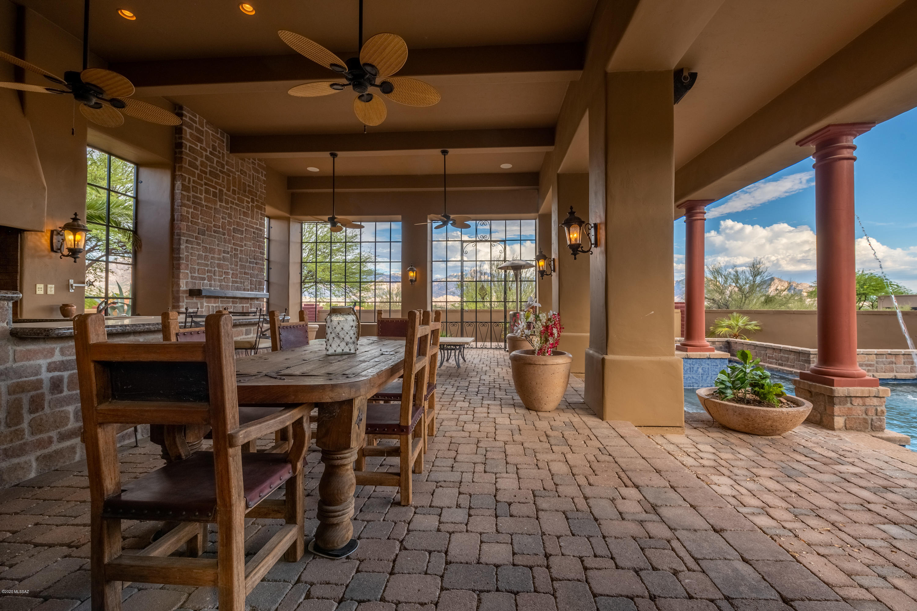 Honey Bee Ridge(The Estates At) - Residential