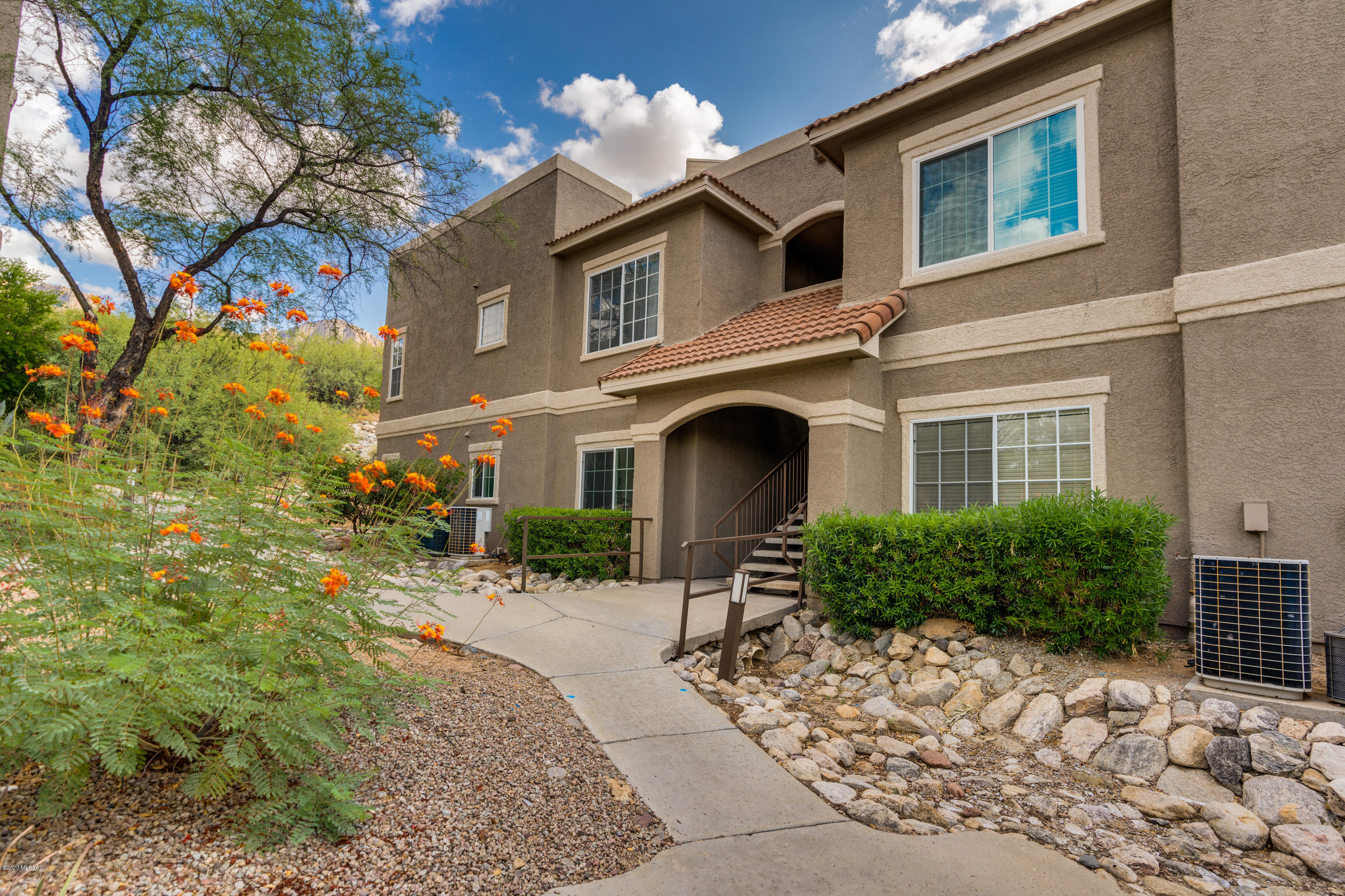 The Boulders at La Reserve Condominiums - Residential
