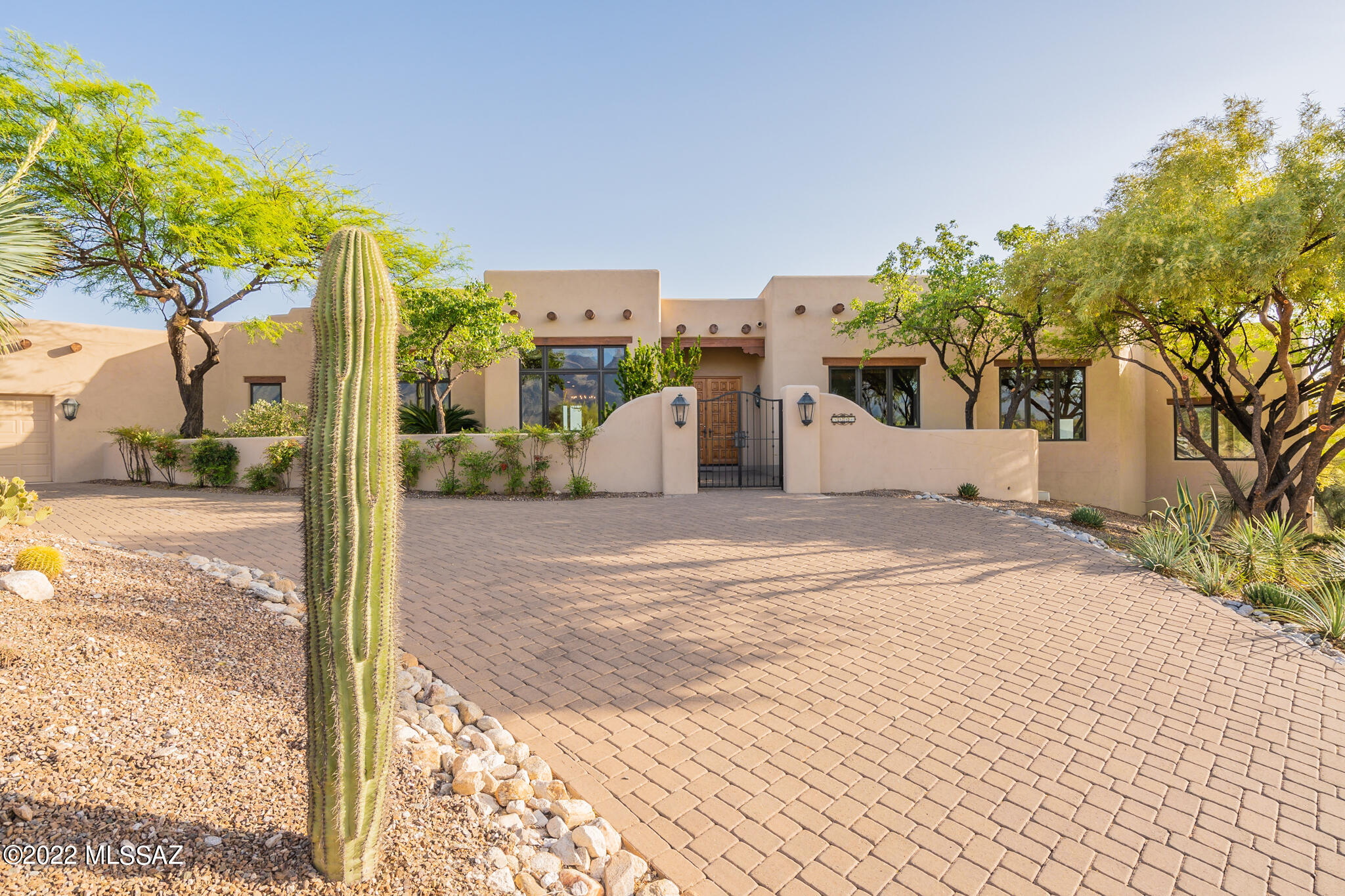 La Puerta On Hacienda Del Sol (1-10) - Residential
