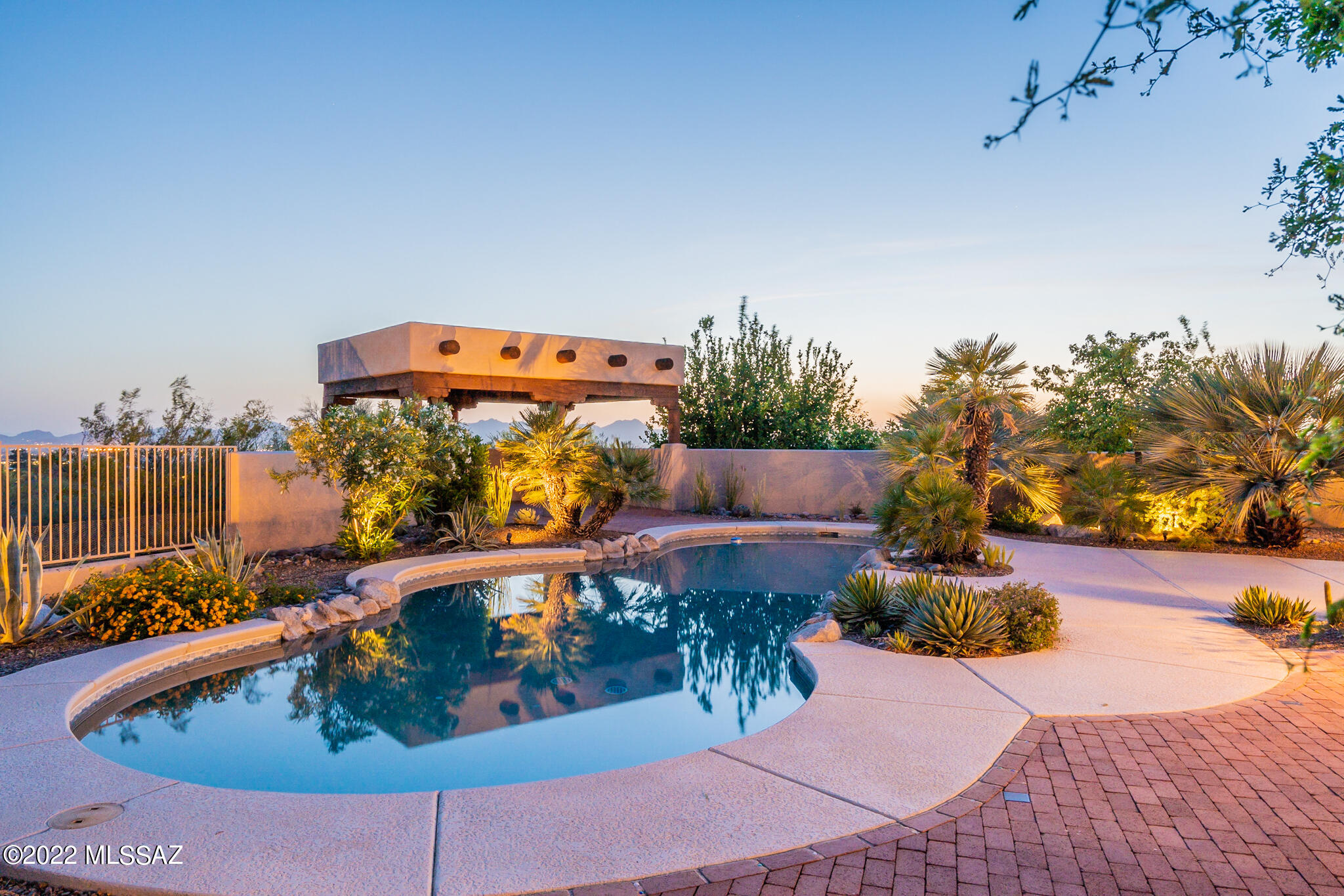 La Puerta On Hacienda Del Sol (1-10) - Residential