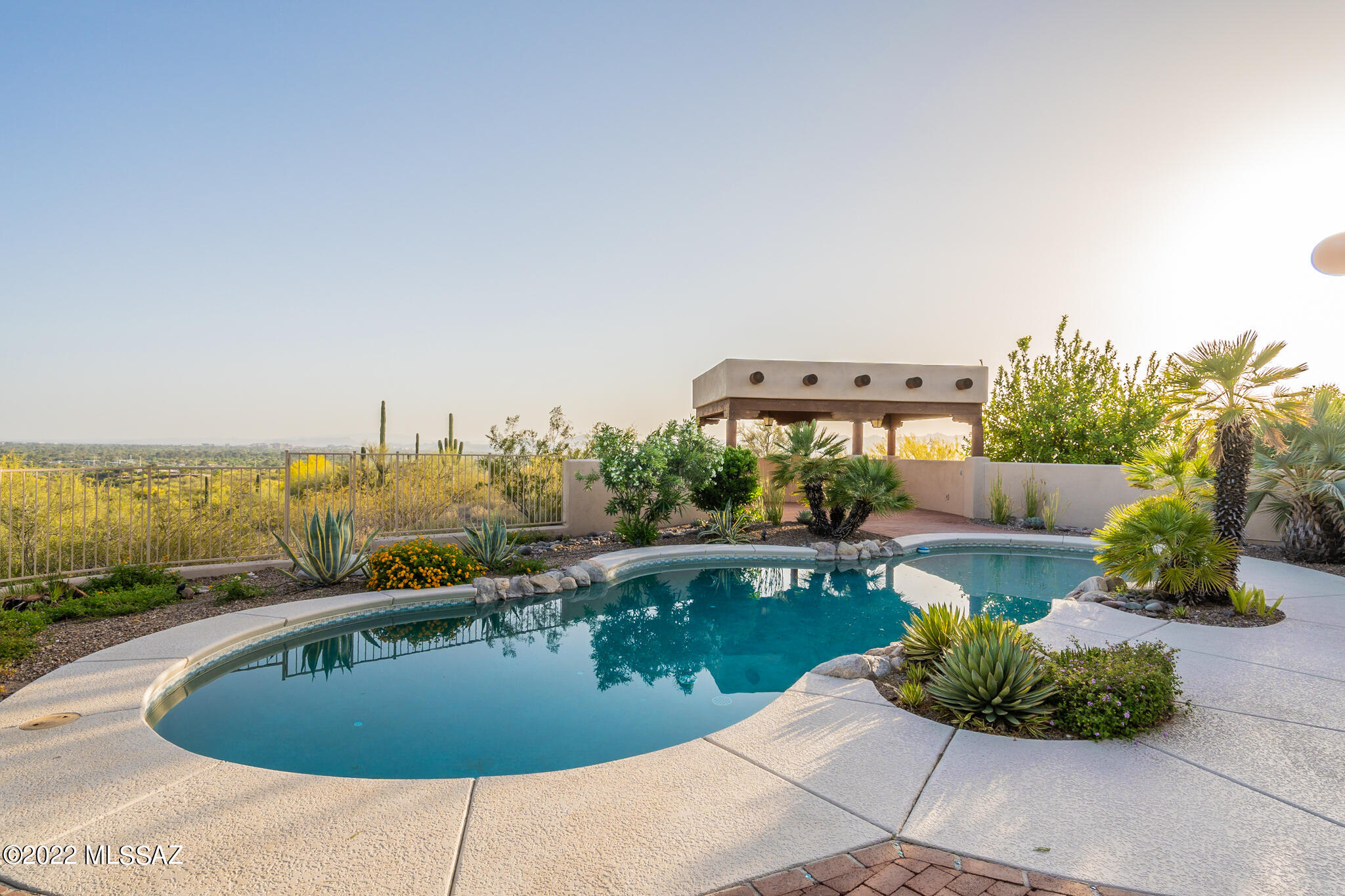 La Puerta On Hacienda Del Sol (1-10) - Residential