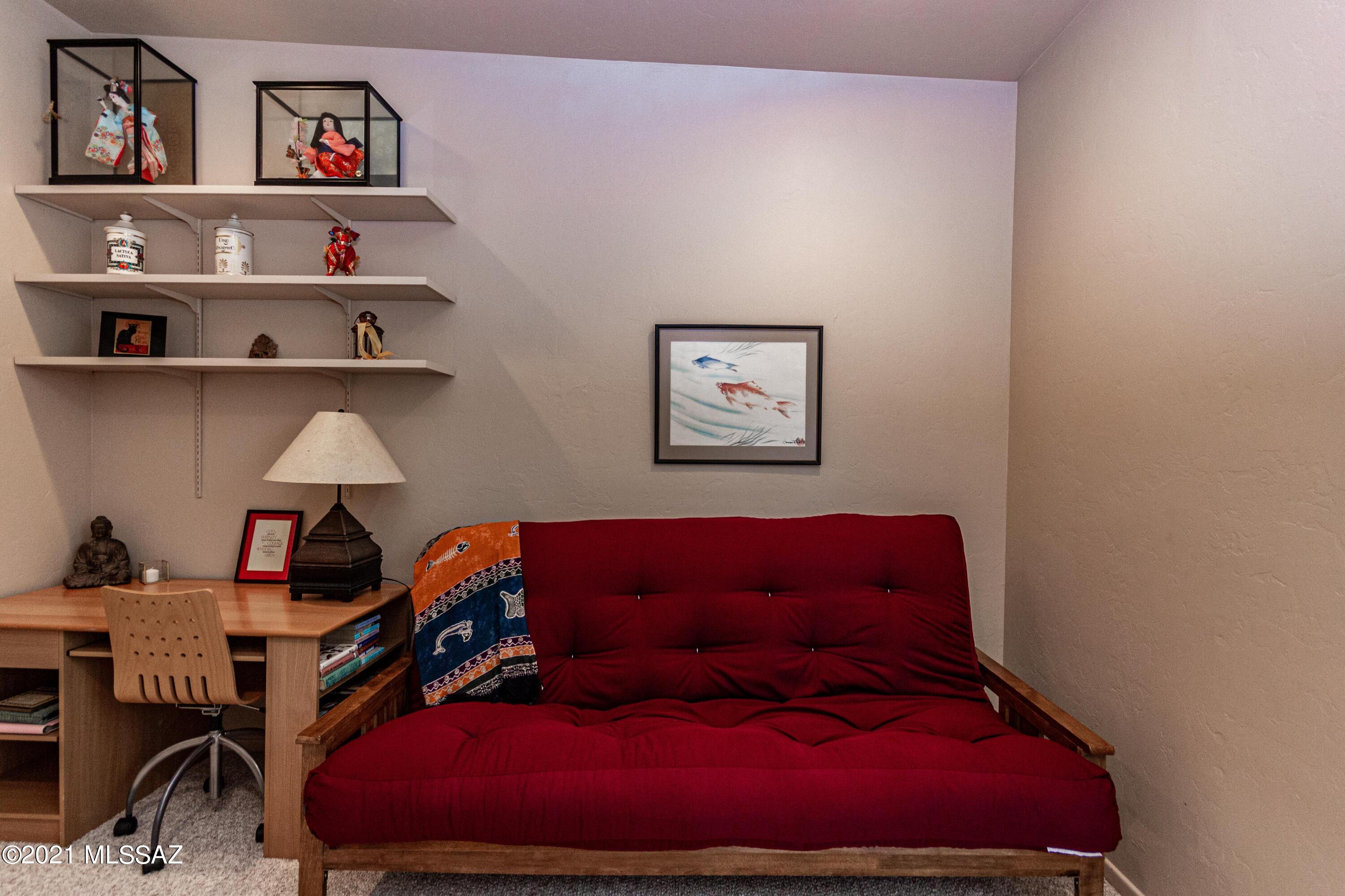 Las Alturas (1-167) - Residential