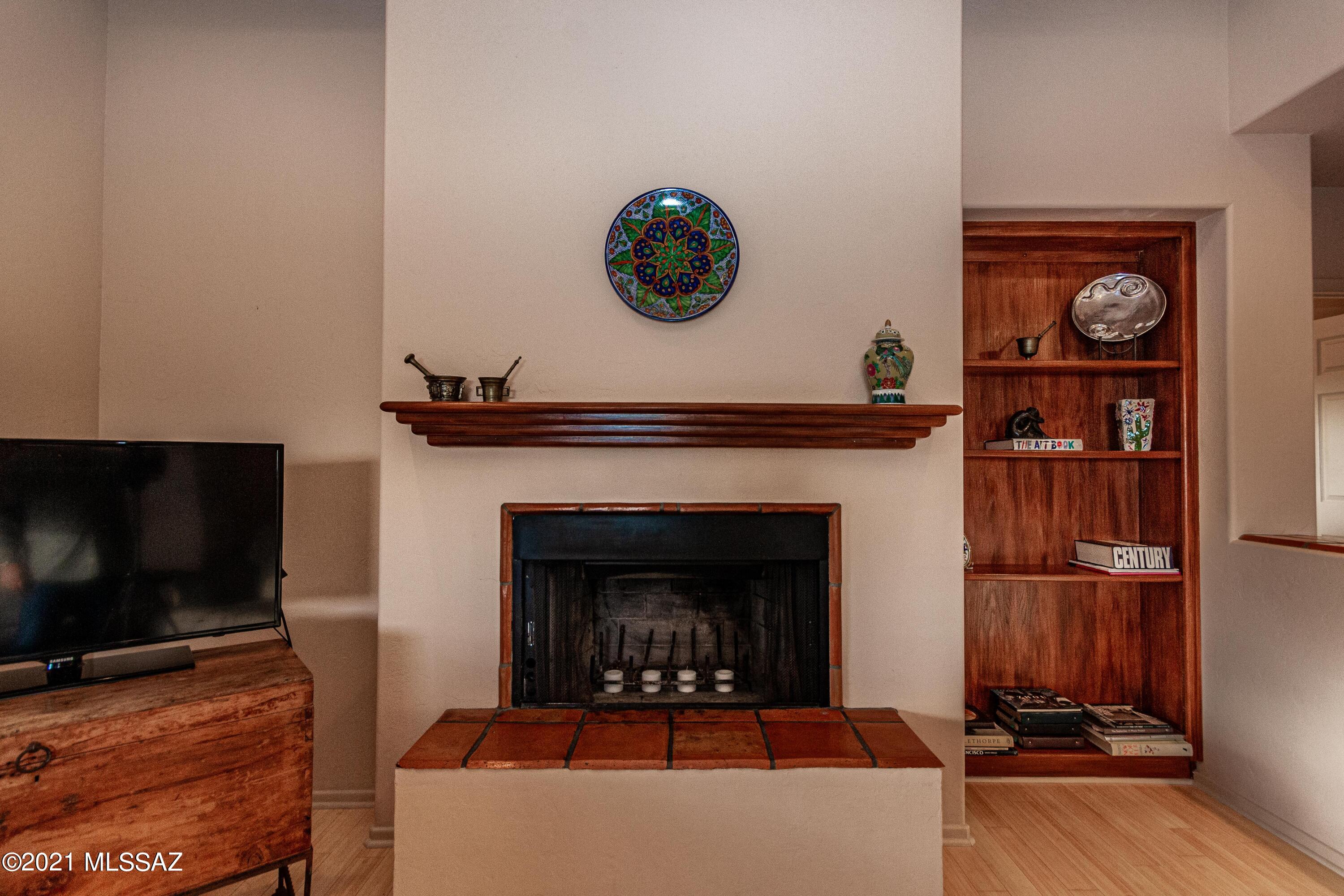Las Alturas (1-167) - Residential