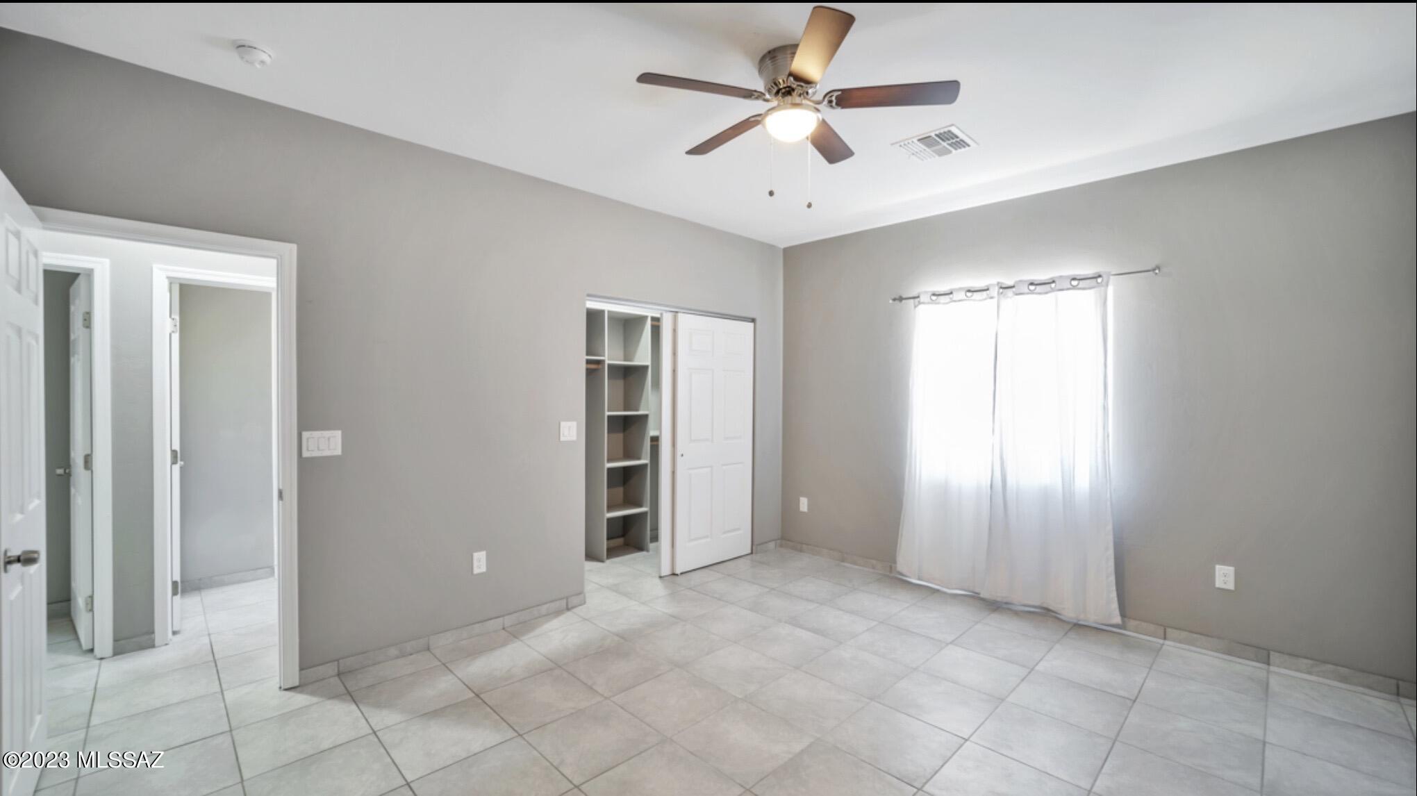Lincoln Park - Residential Lease