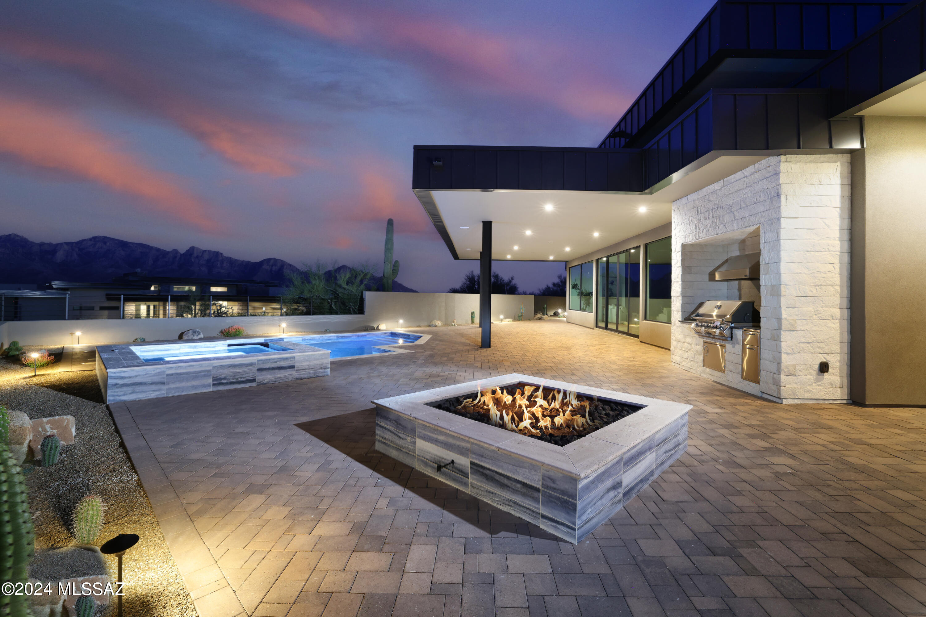 Stone Canyon VI - Residential