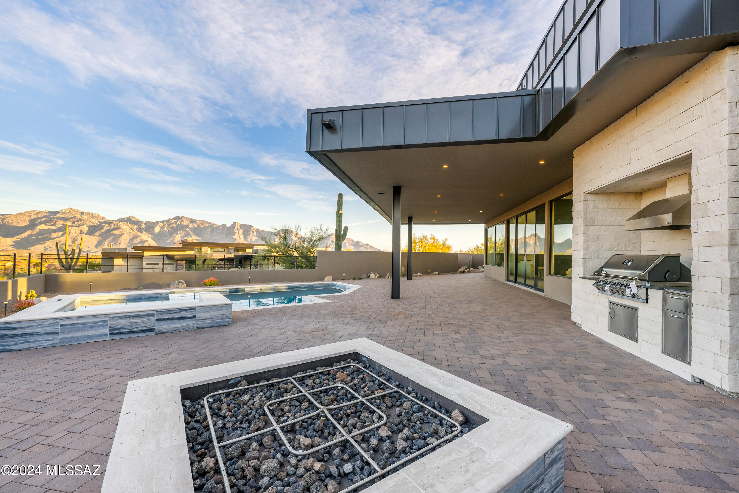 Stone Canyon VI - Residential