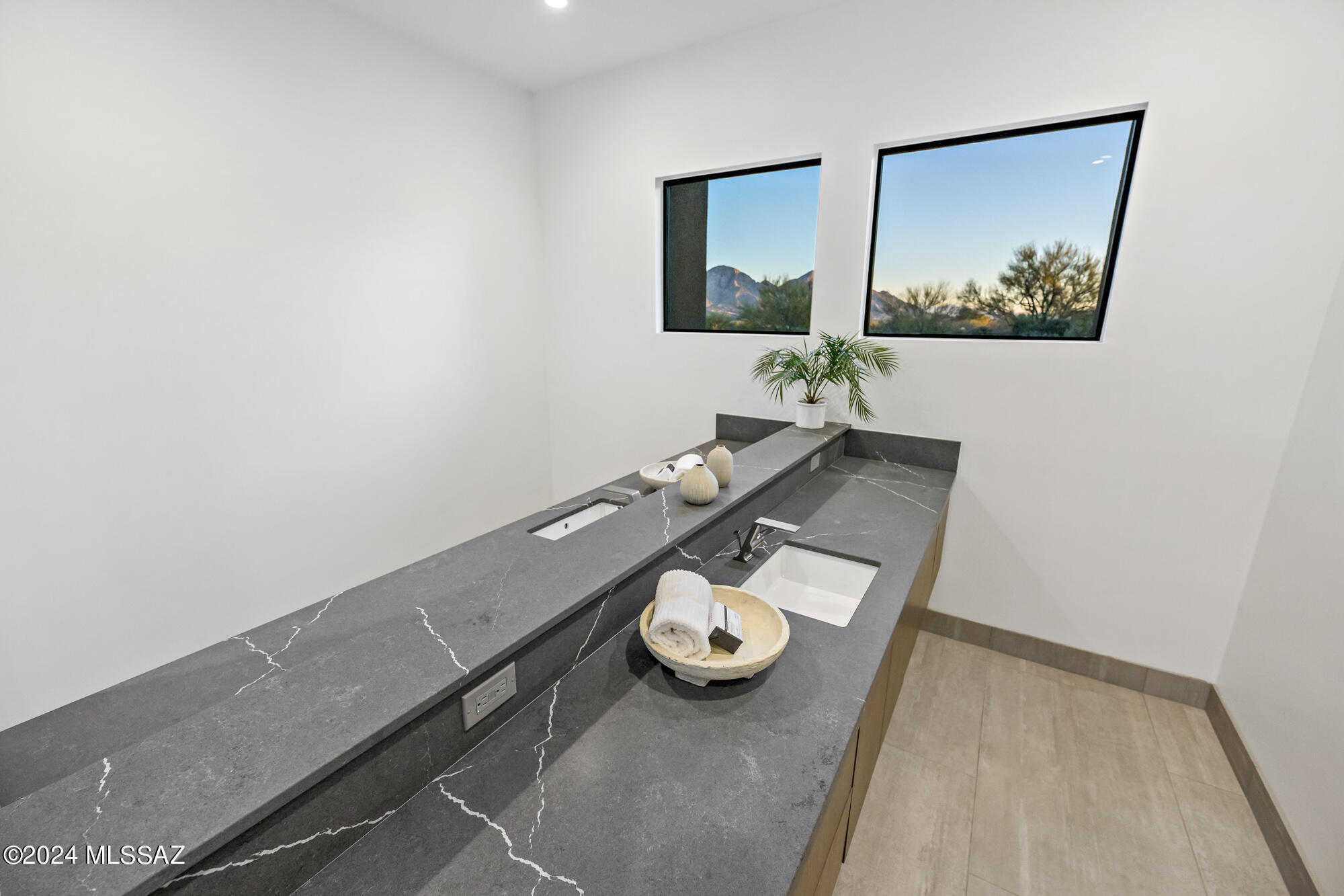 Stone Canyon VI - Residential